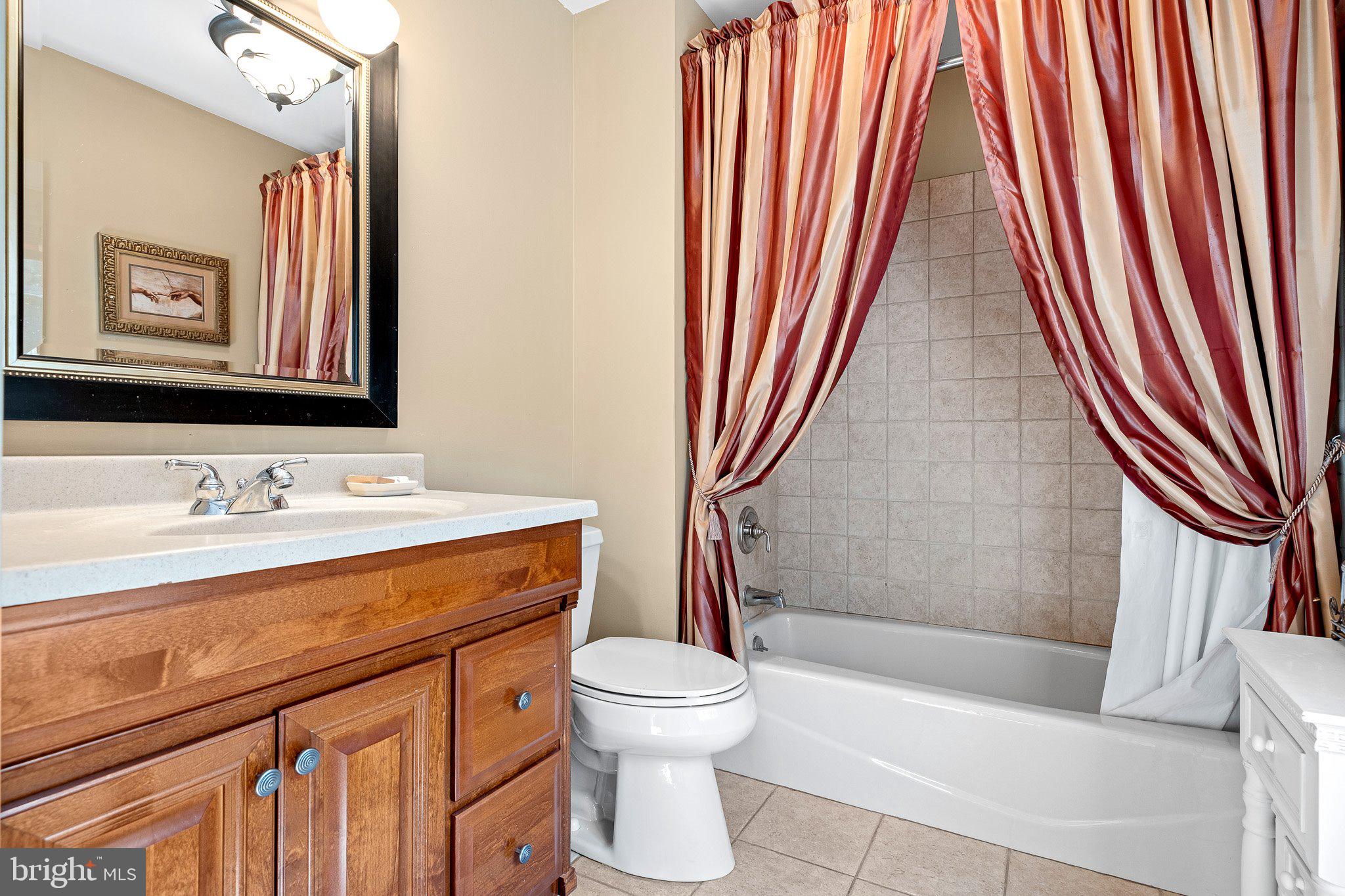 GLENMOORE WOODS - Residential