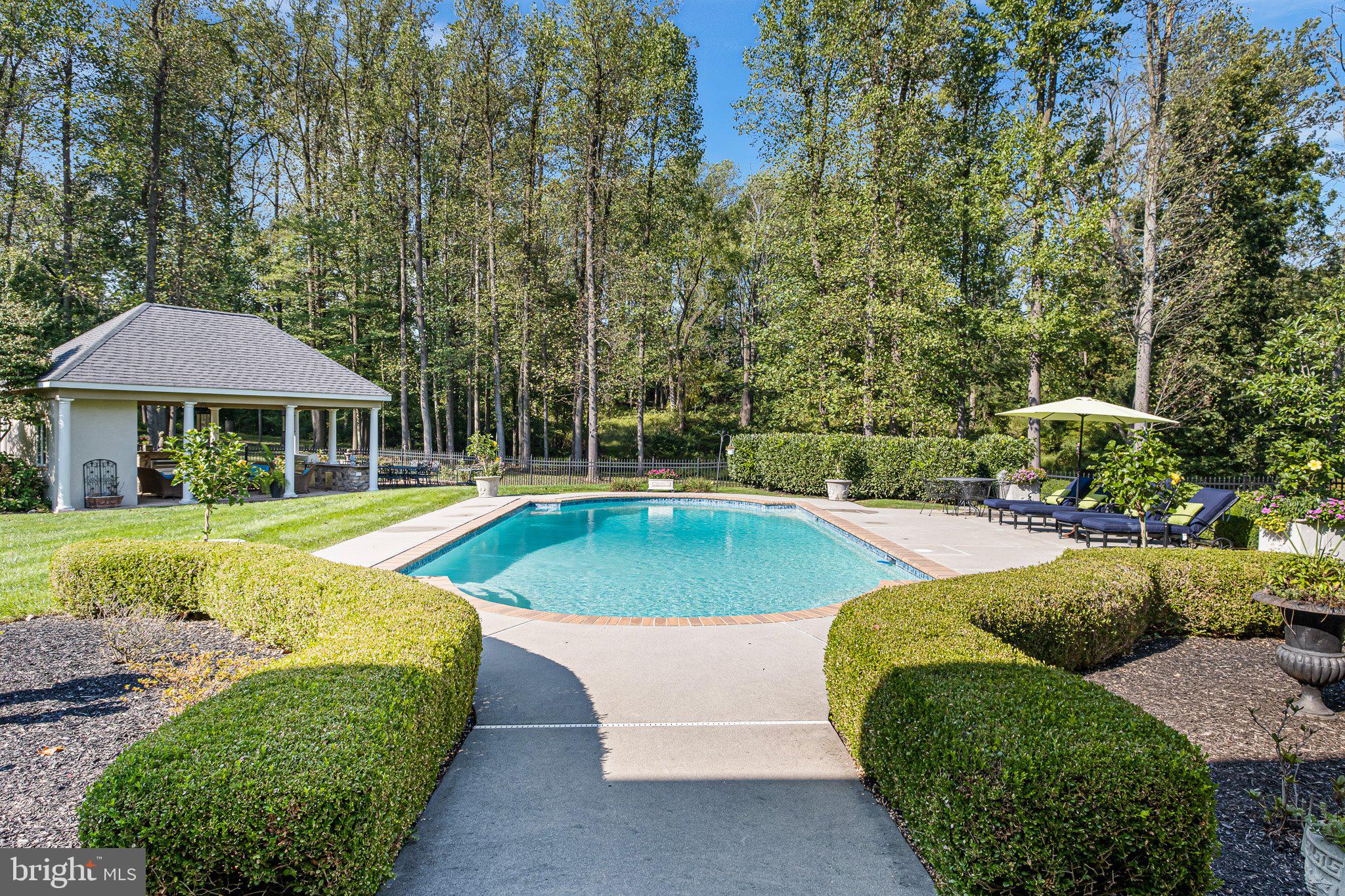 GLENMOORE WOODS - Residential