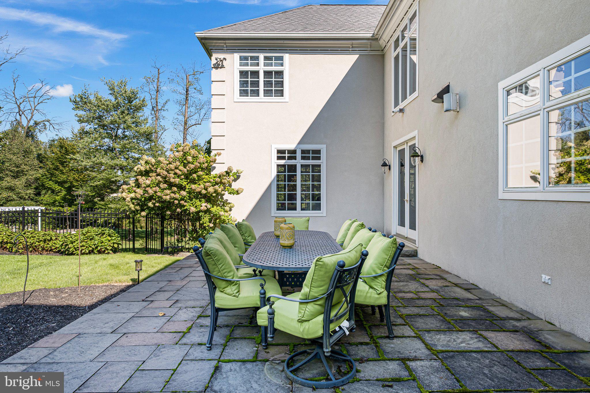 GLENMOORE WOODS - Residential