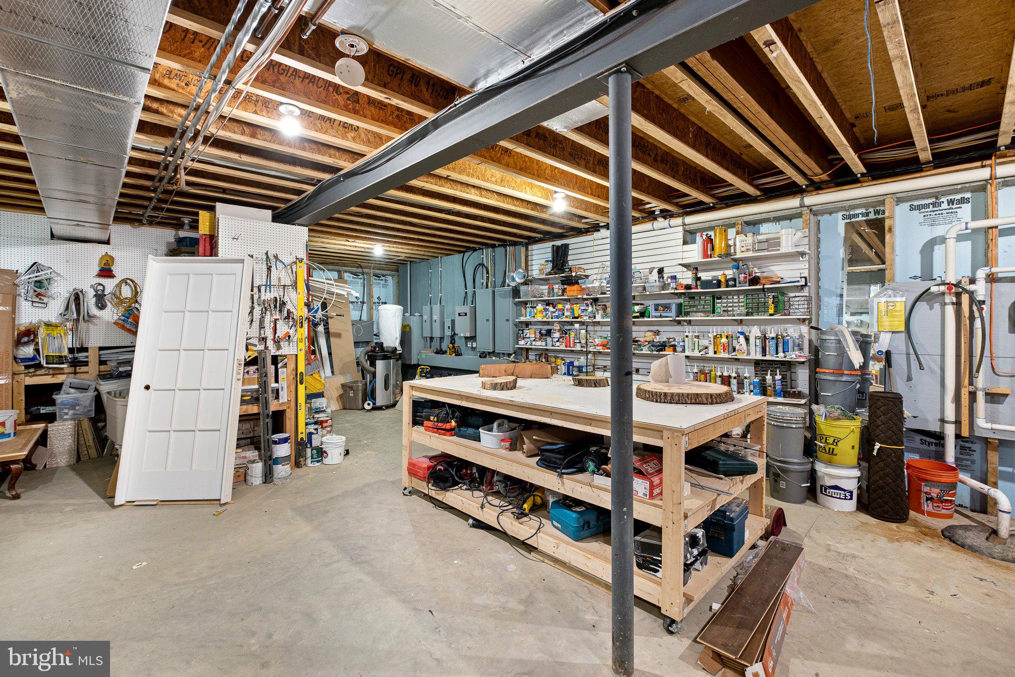 GLENMOORE WOODS - Residential