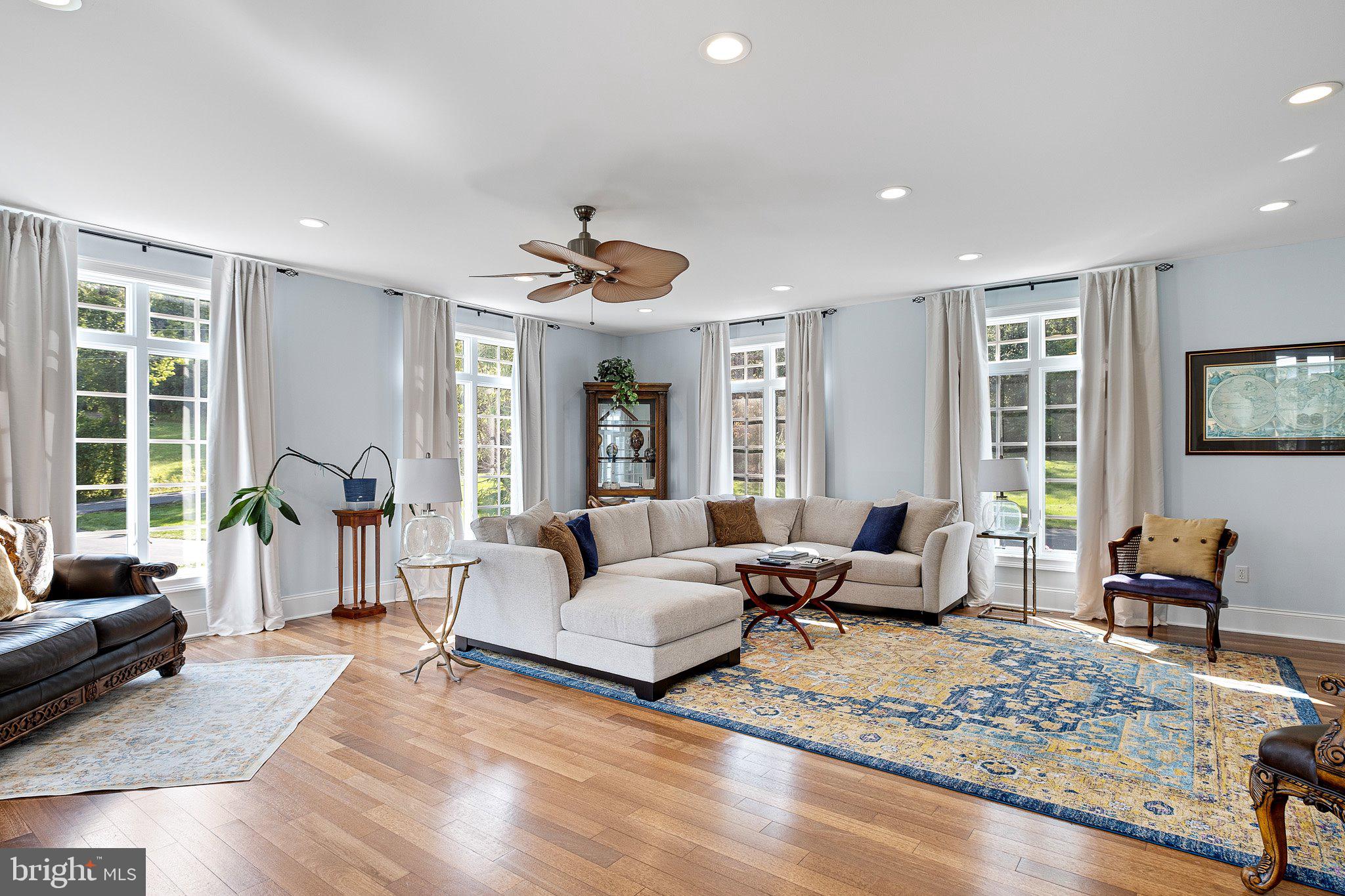 GLENMOORE WOODS - Residential