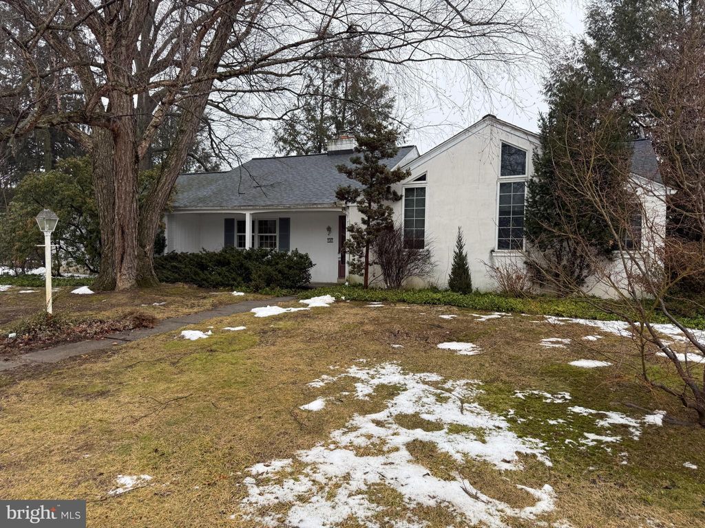 Photo of 737 Barr Boulevard, LANCASTER, PA 17603 (MLS # PALA2083020)