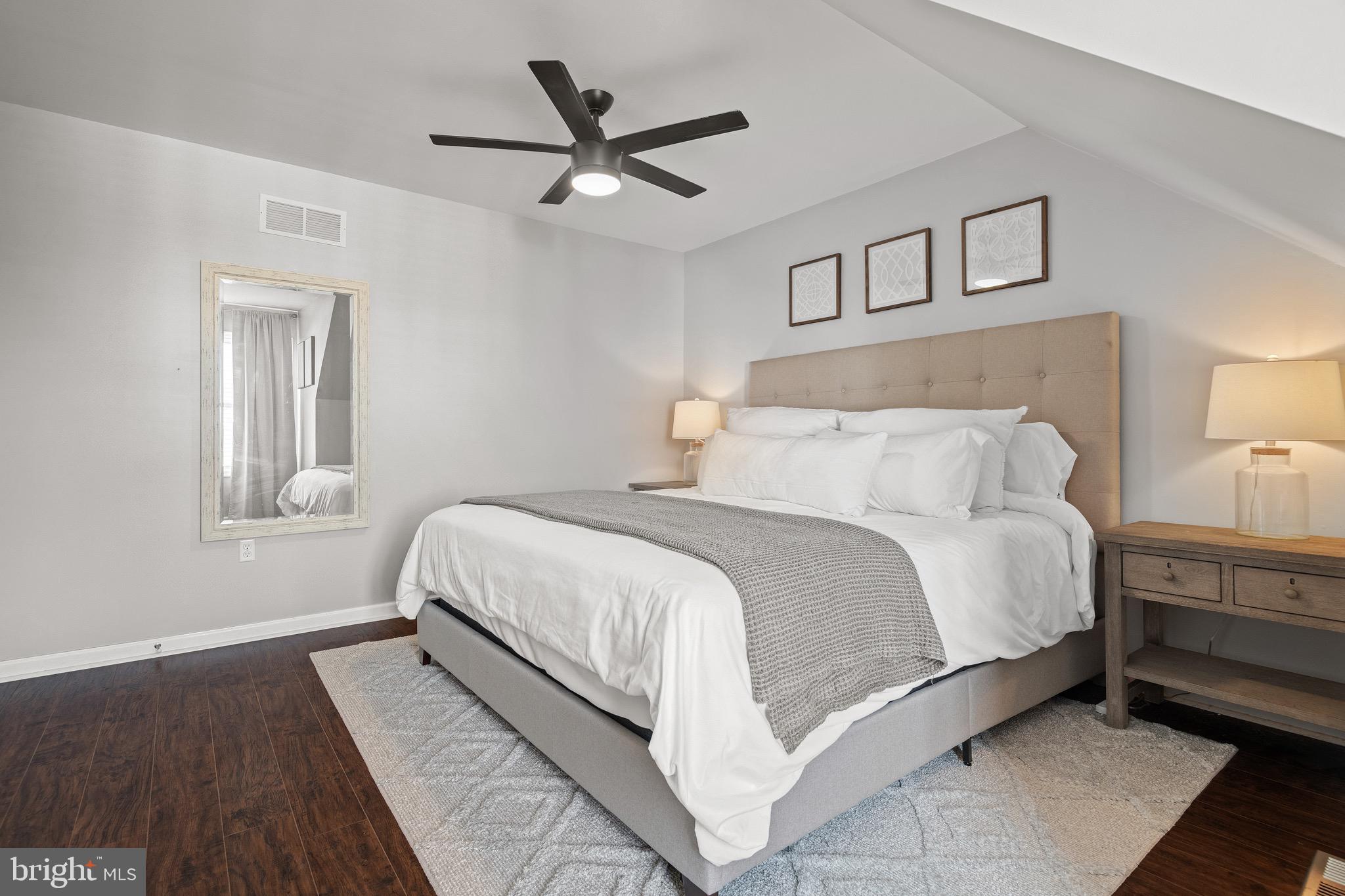 OAK RIDGE COMMONS - Residential