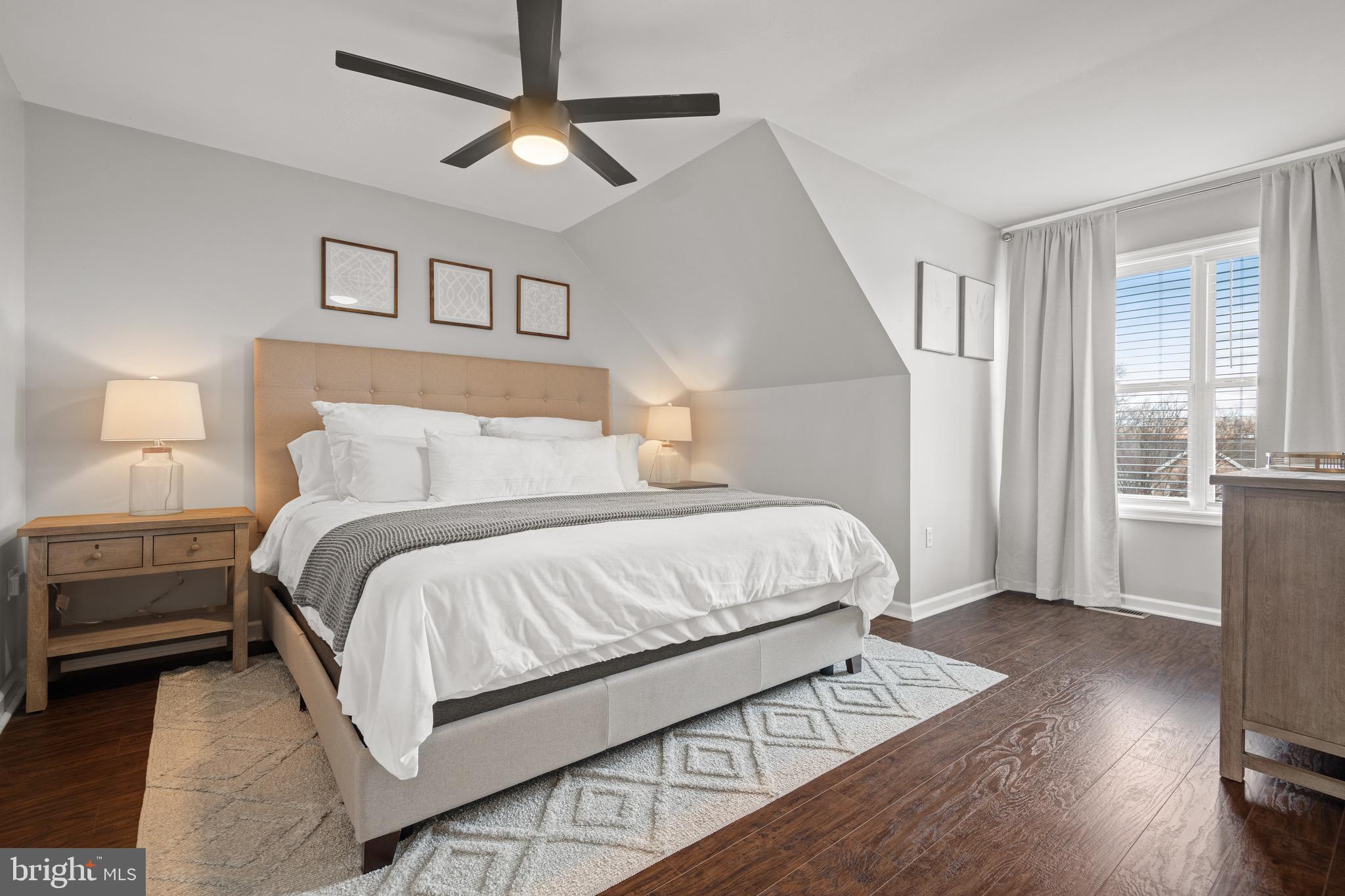 OAK RIDGE COMMONS - Residential