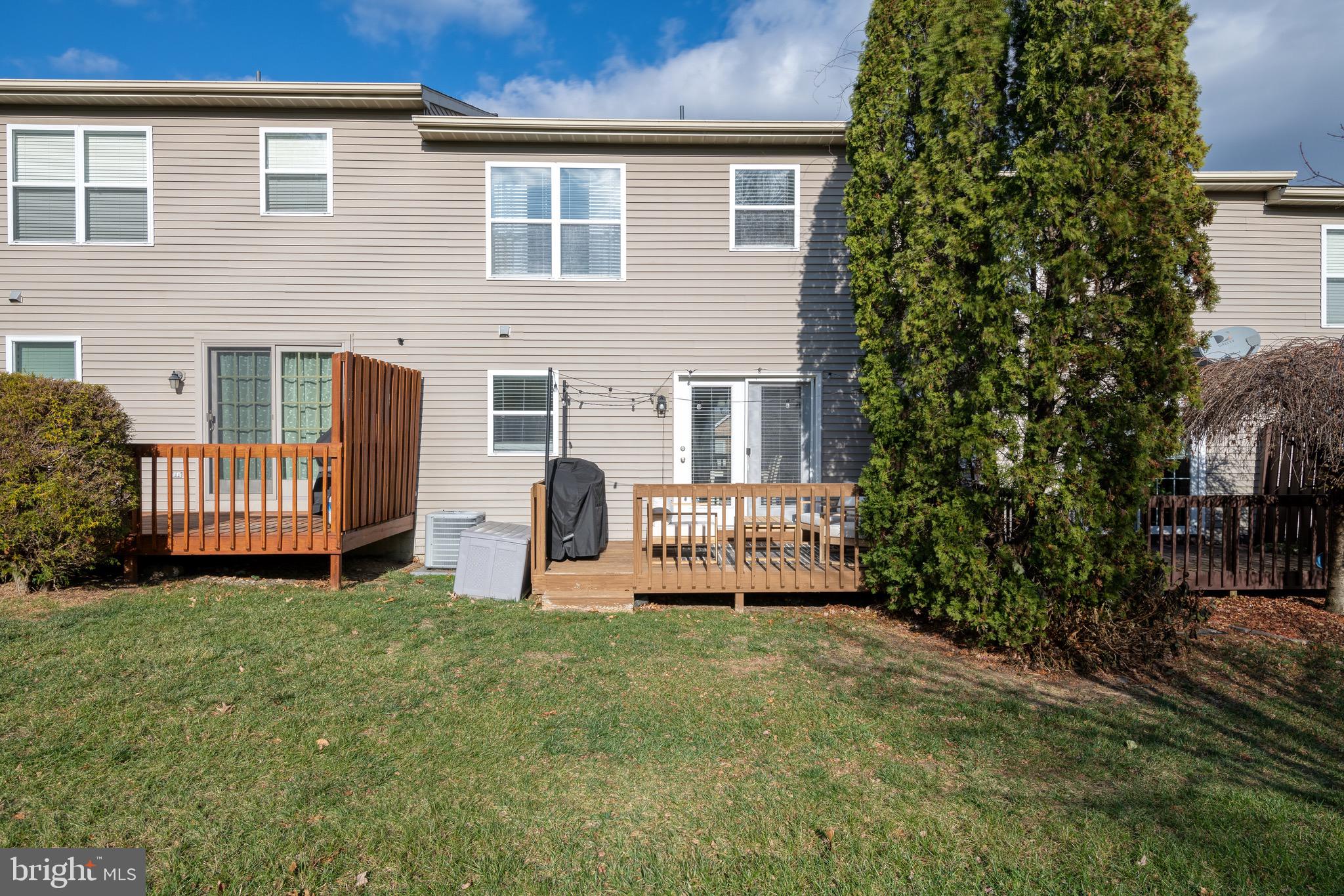 OAK RIDGE COMMONS - Residential