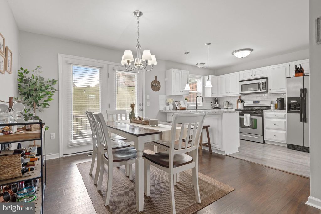 Photo of 326 Oakridge Drive, MOUNTVILLE, PA 17554 (MLS # PALA2060808)