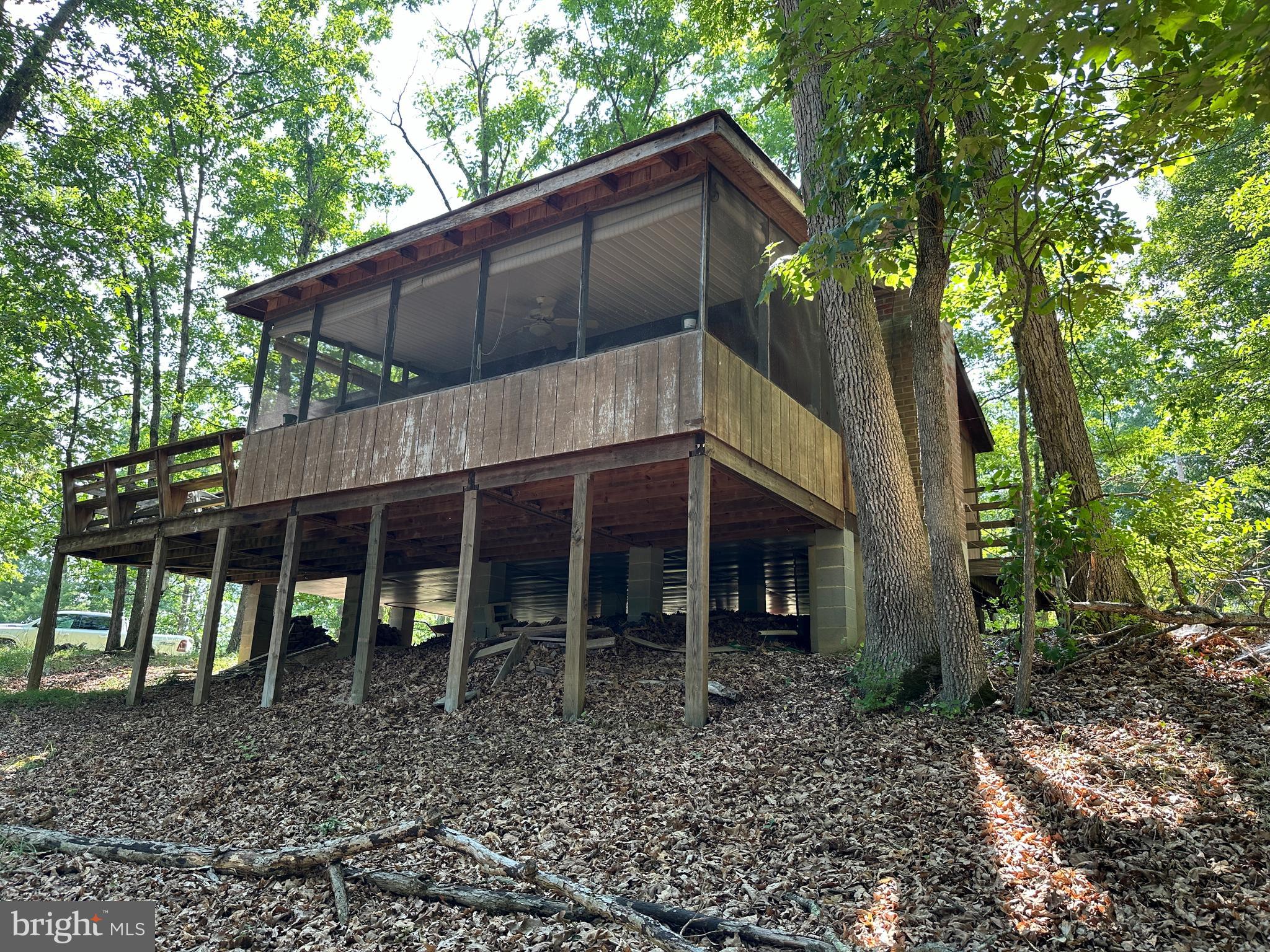 CABIN AT LOST RIVER - Residential