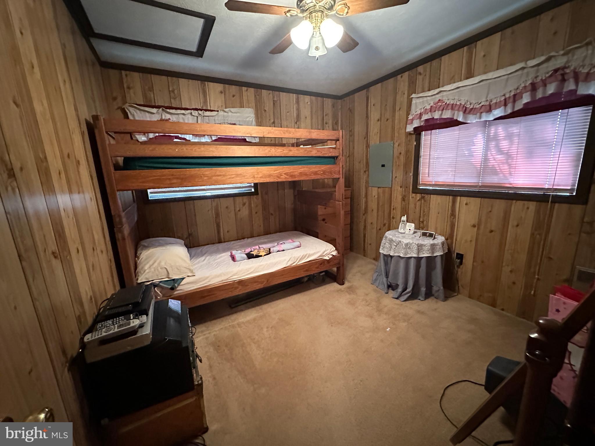 CABIN AT LOST RIVER - Residential