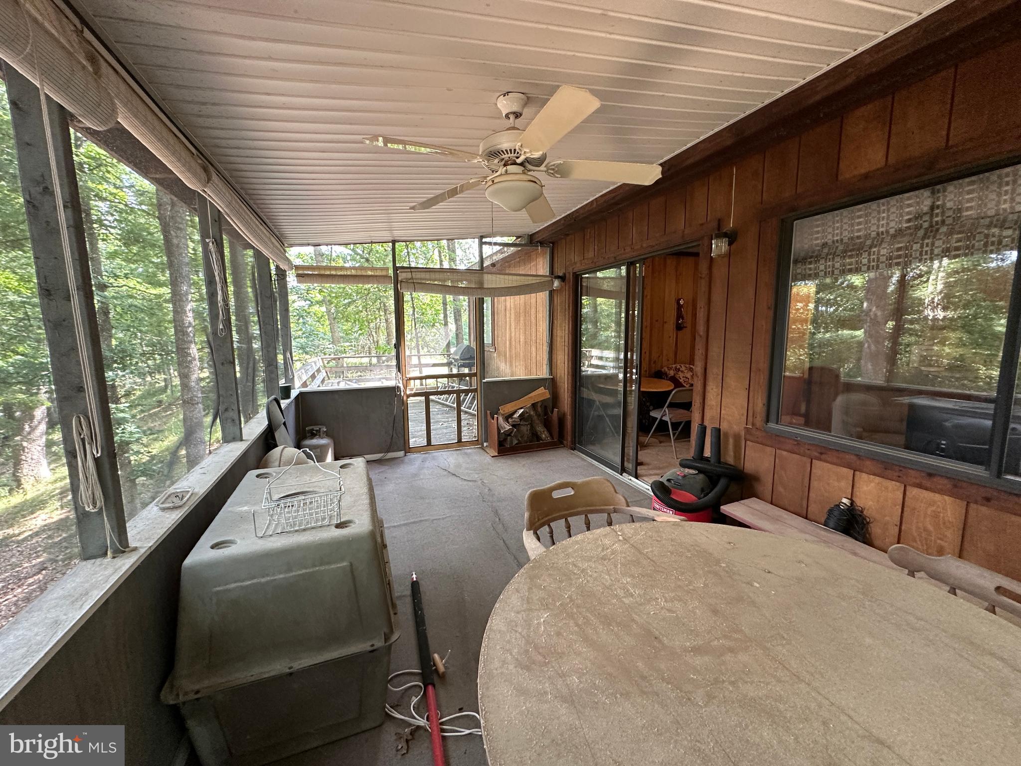 CABIN AT LOST RIVER - Residential