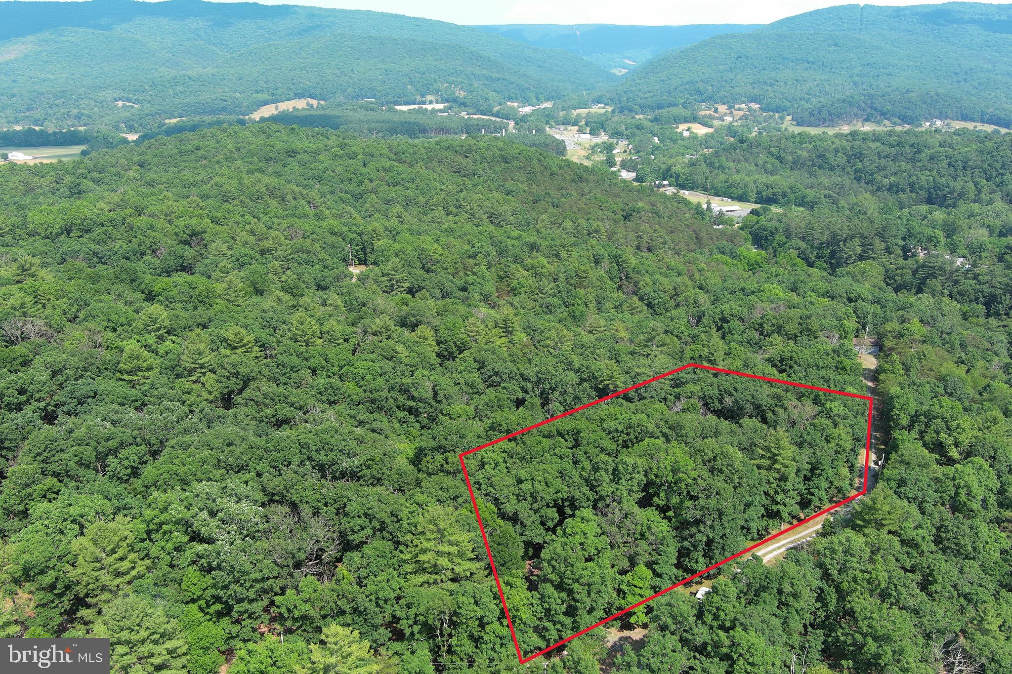 CABIN AT LOST RIVER - Residential