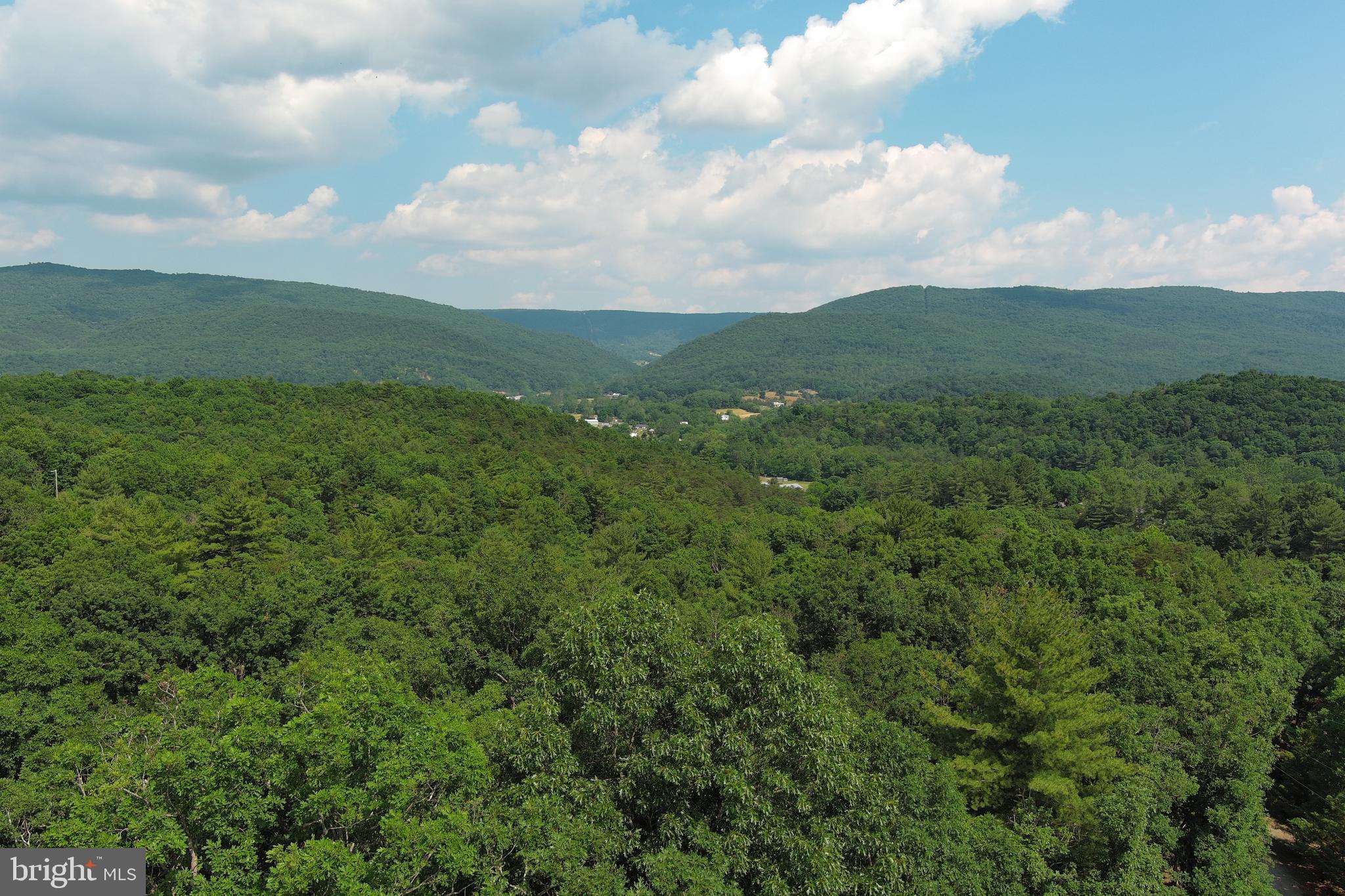 CABIN AT LOST RIVER - Residential