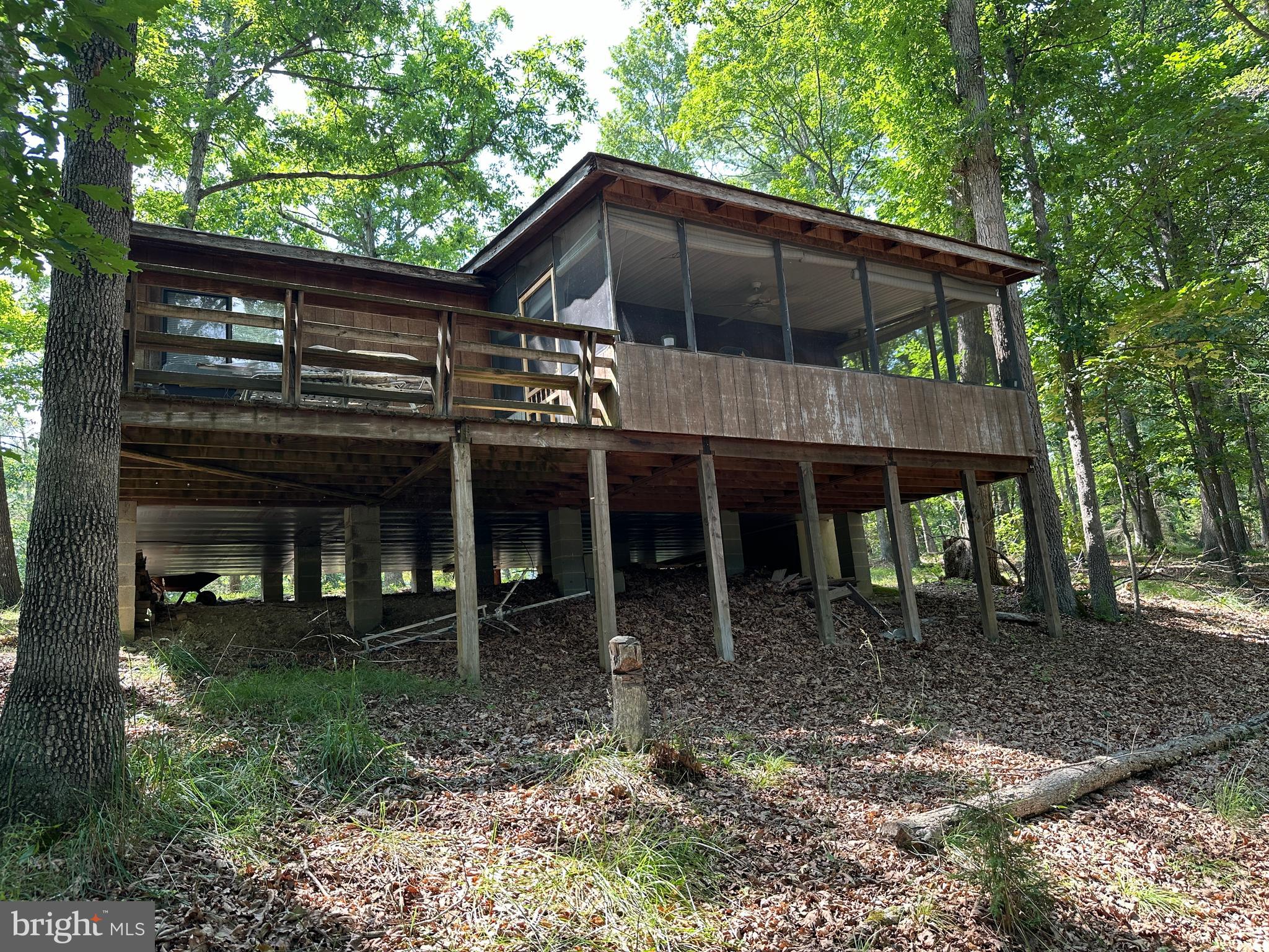 CABIN AT LOST RIVER - Residential