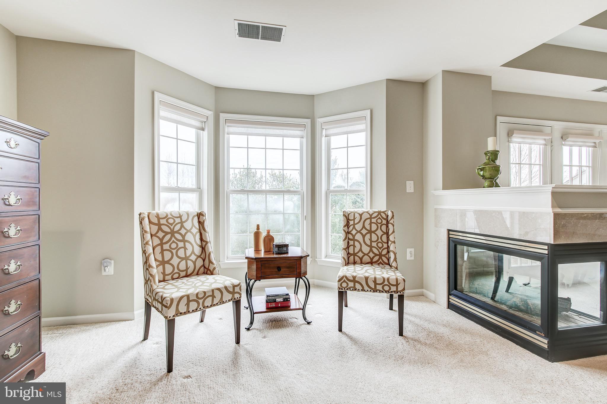 RIVER CREEK - Residential