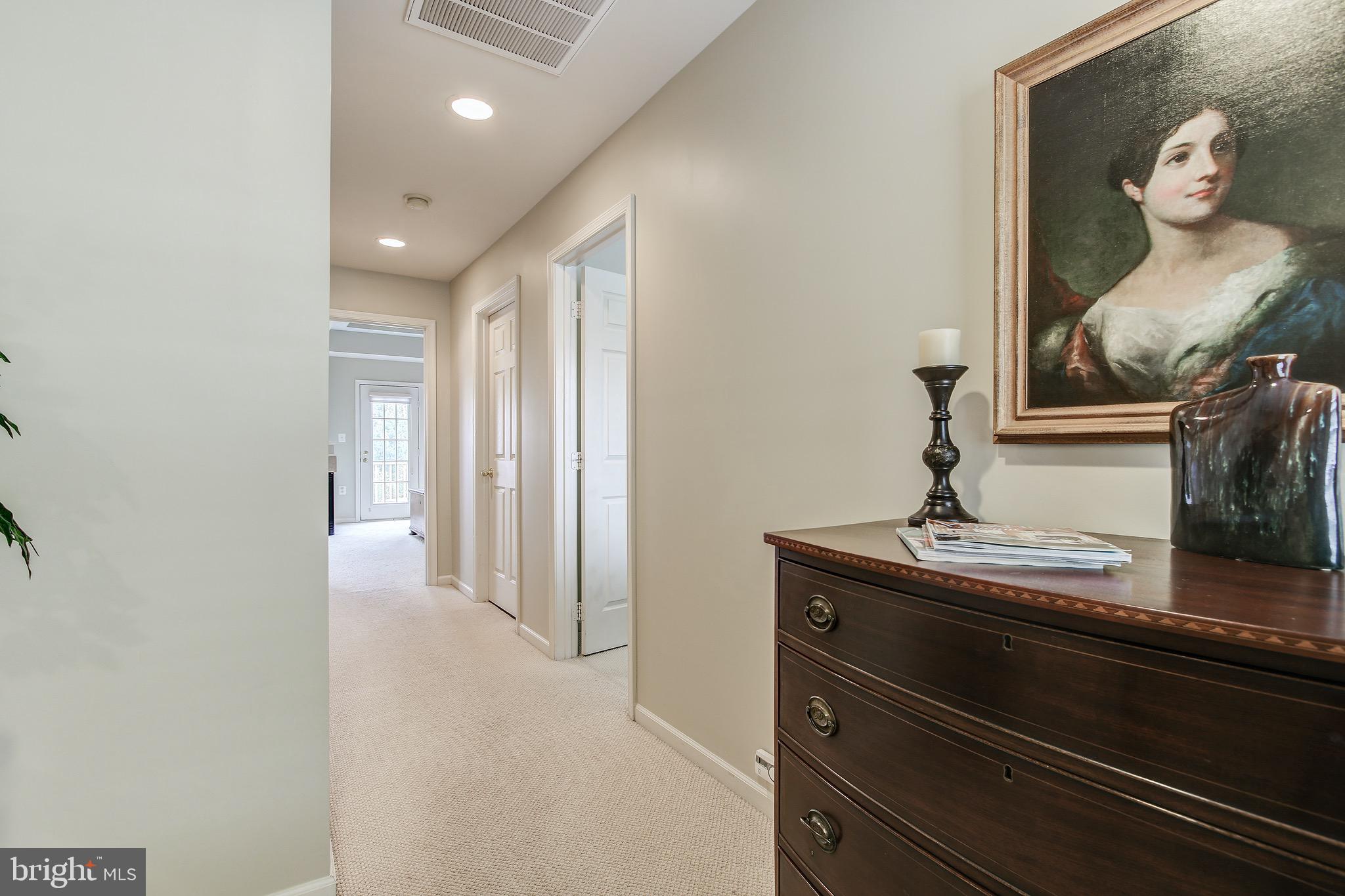 RIVER CREEK - Residential