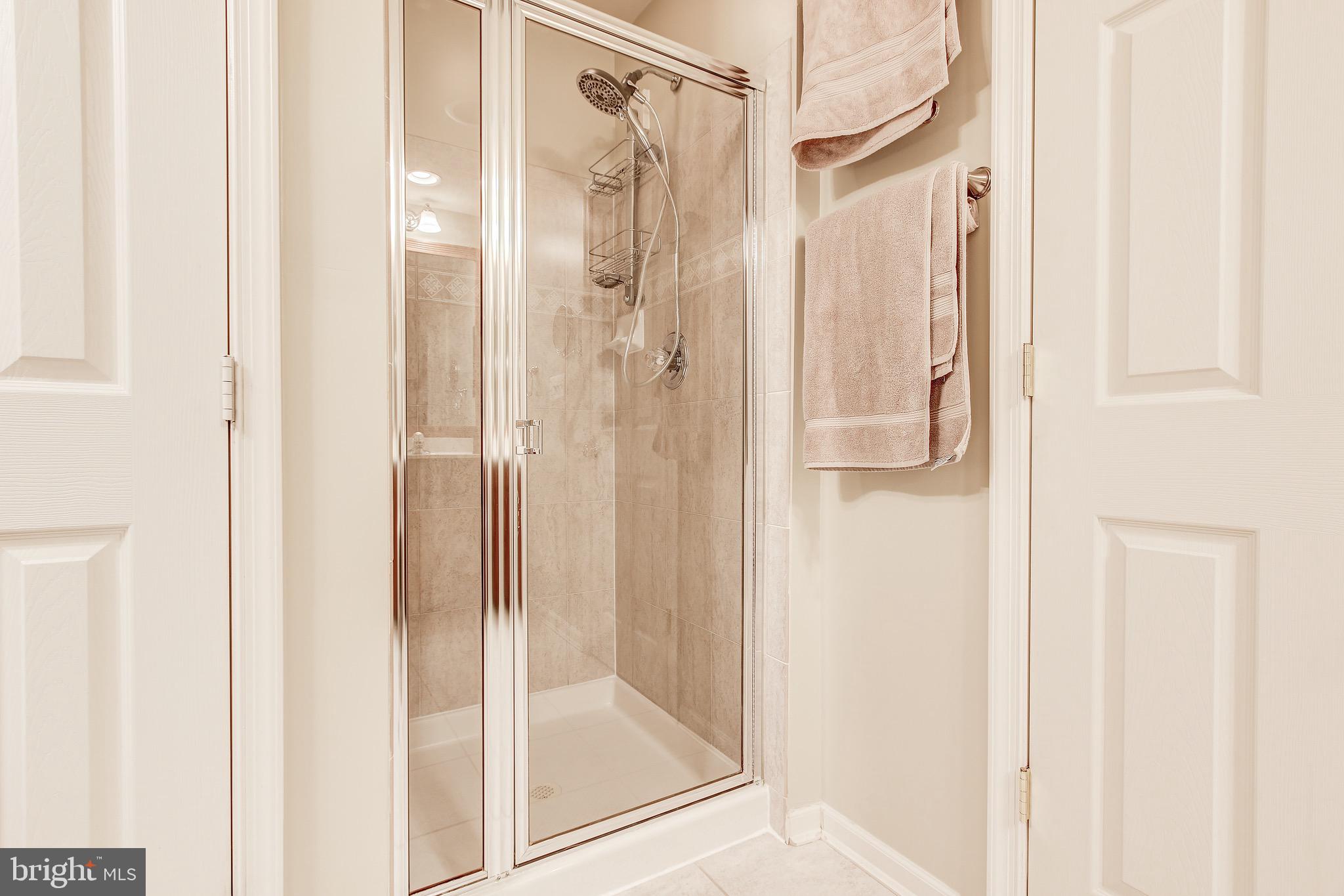 RIVER CREEK - Residential