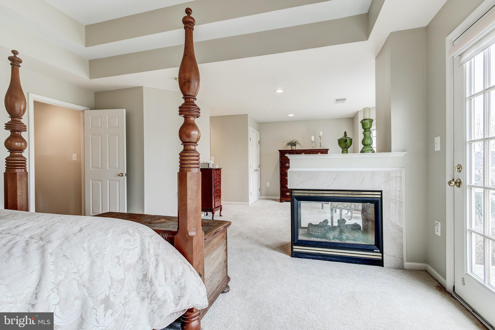 RIVER CREEK - Residential