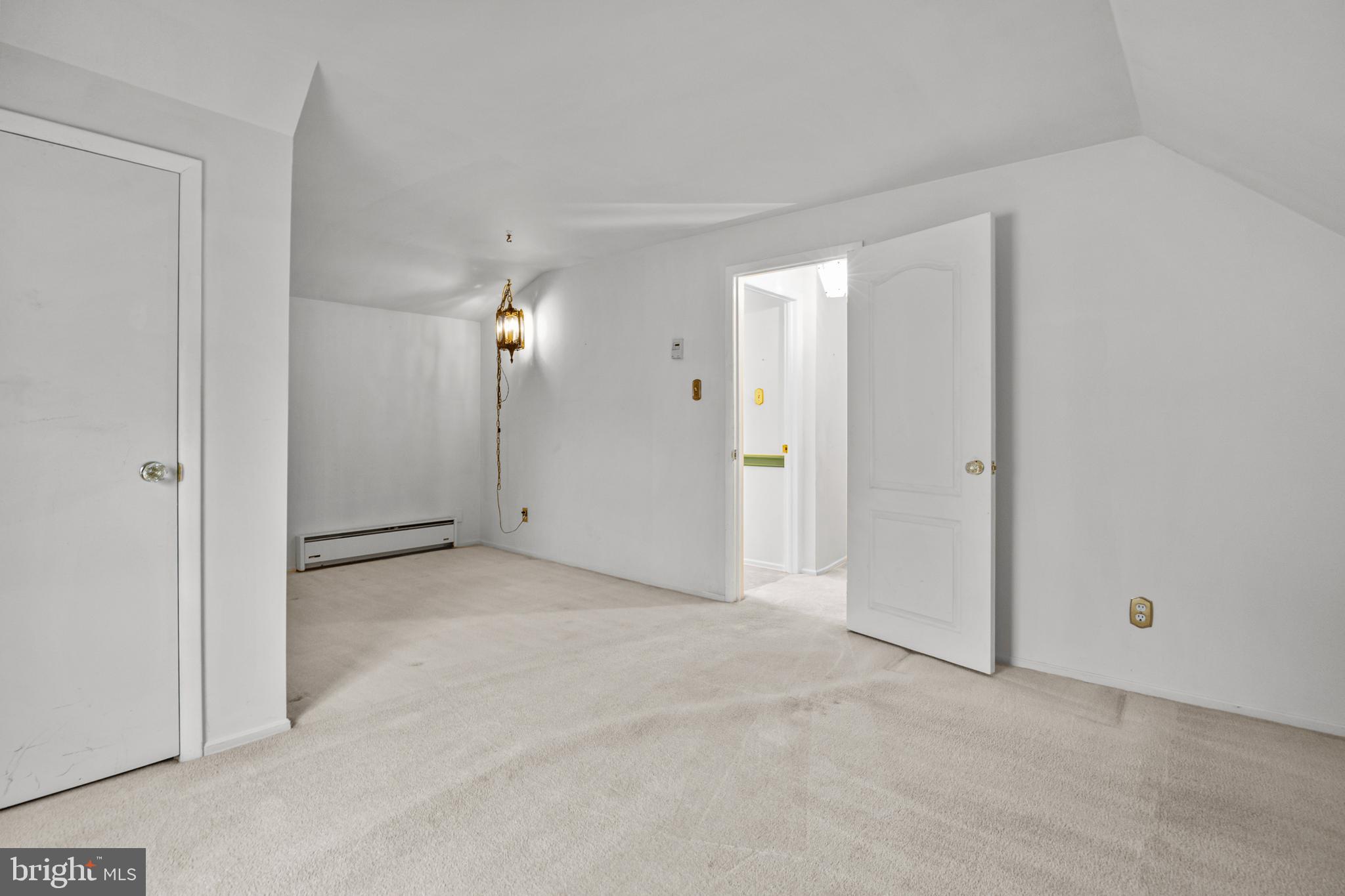 CRABTREE HOLLOW - Residential