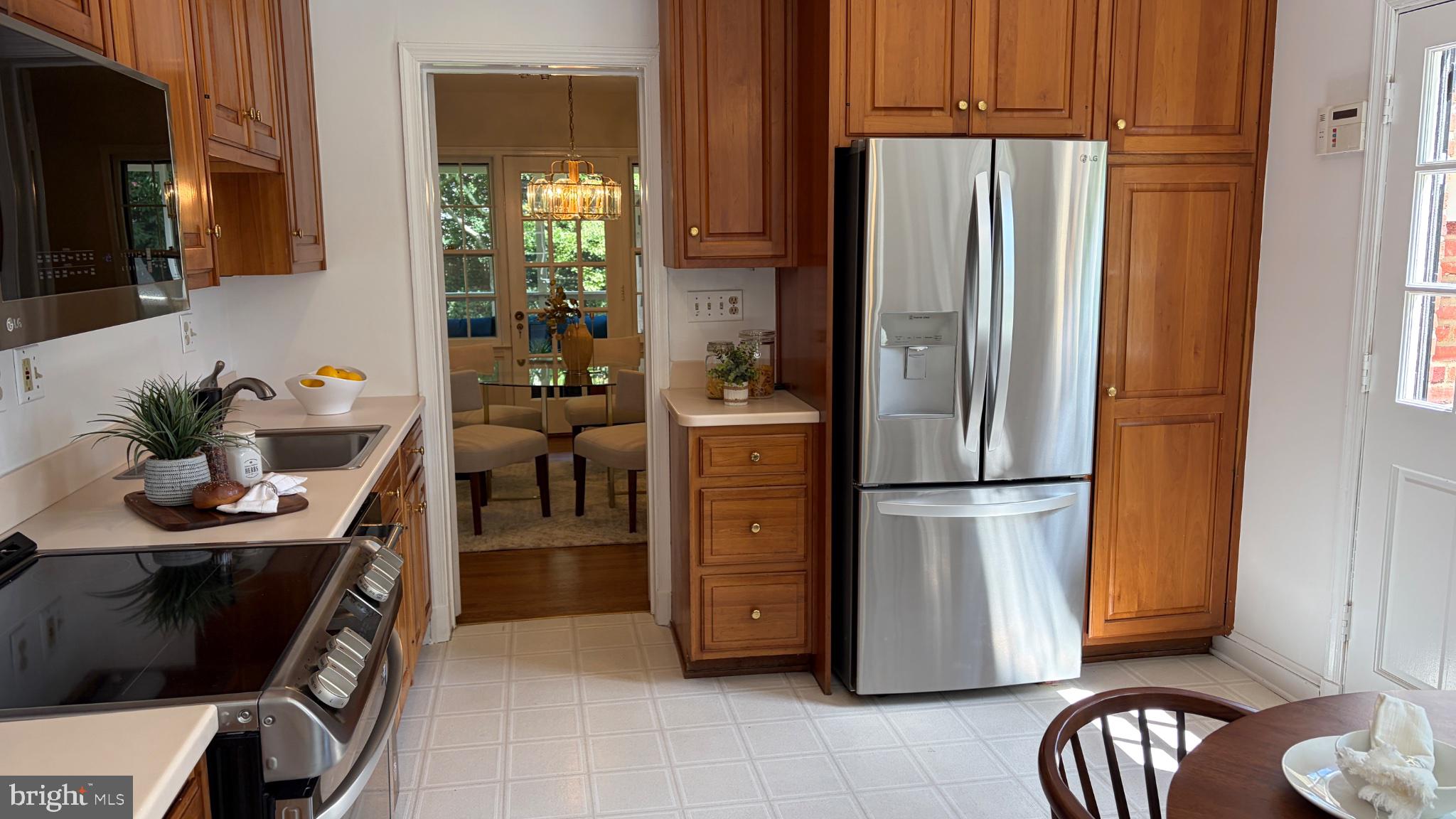 5601 KIRKWOOD DRIVE