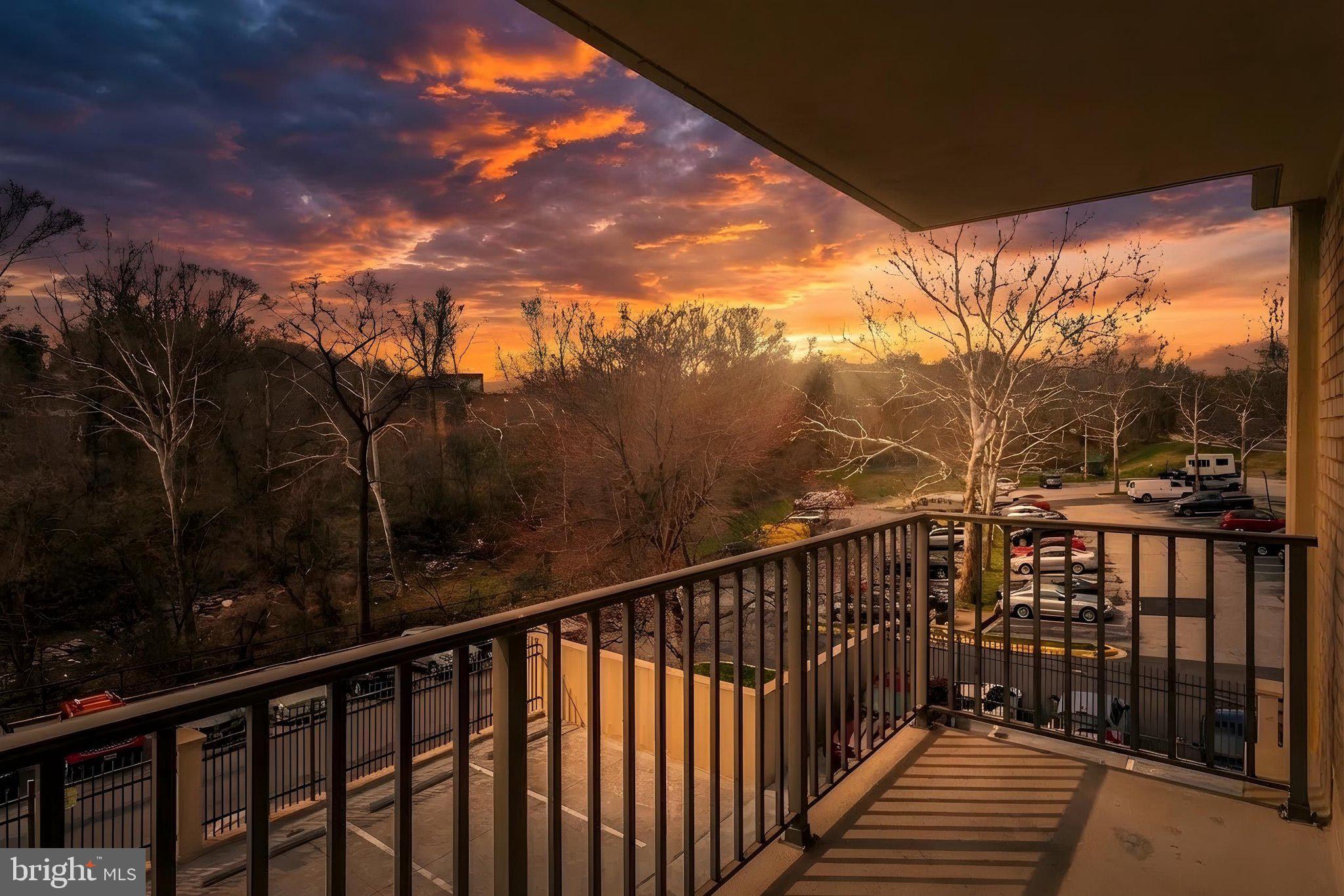 4600 S FOUR MILE RUN DRIVE 102