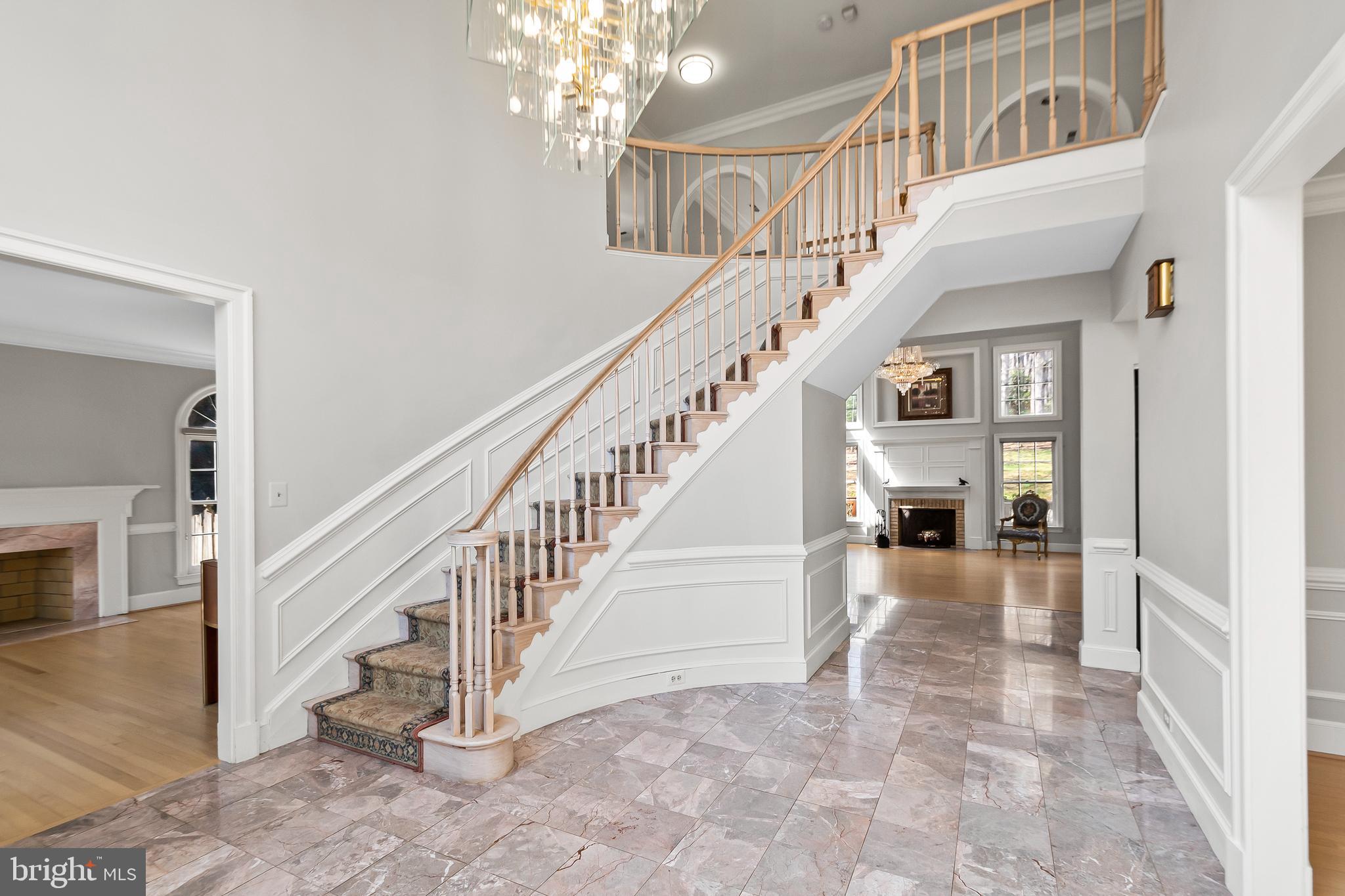 FOX DEN ESTATES - Residential