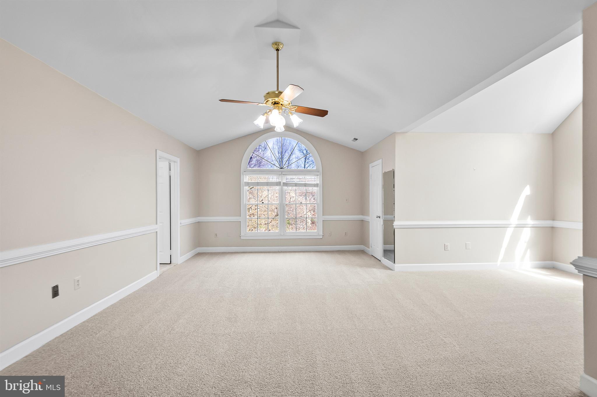 FOX DEN ESTATES - Residential