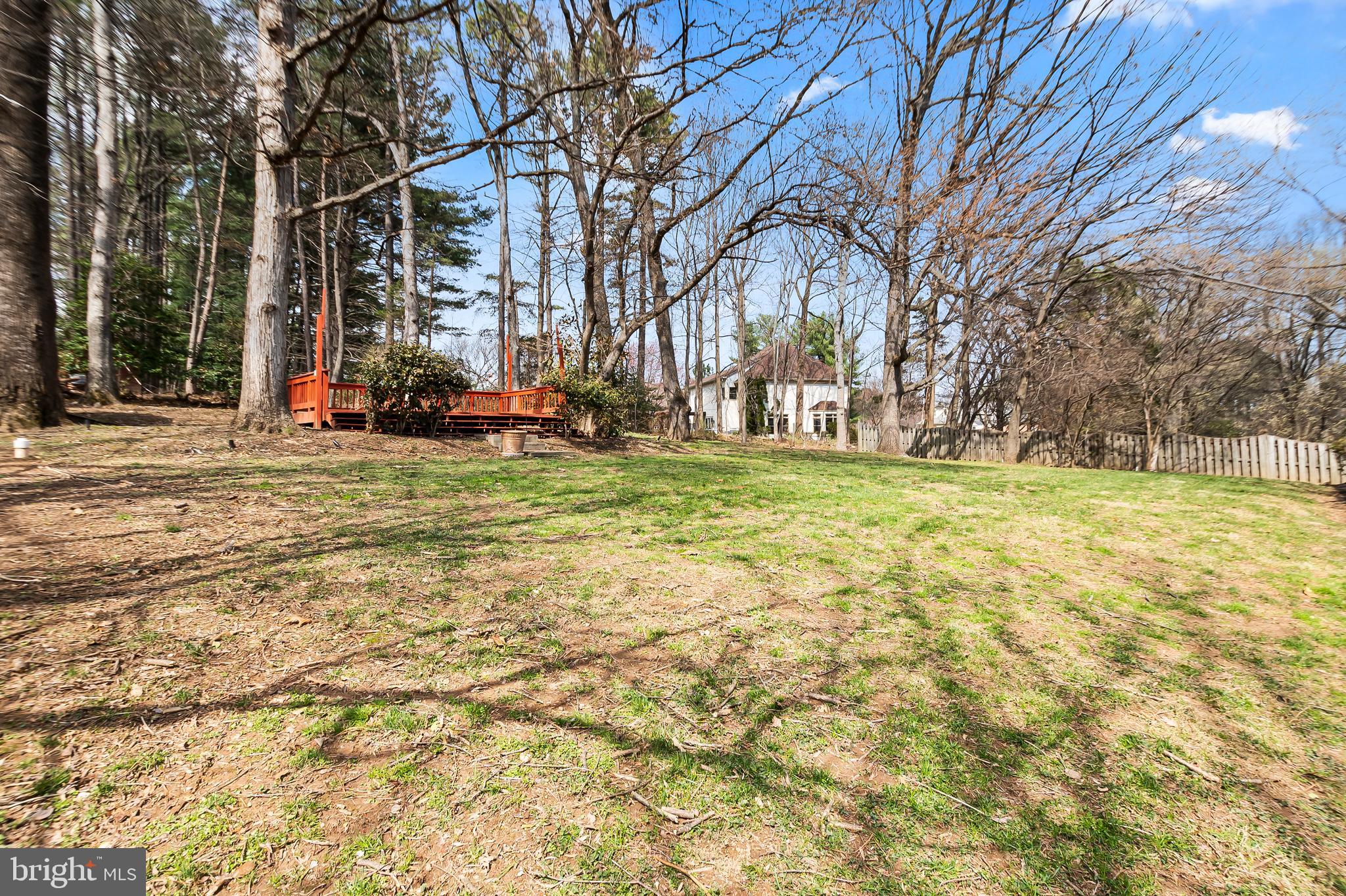 FOX DEN ESTATES - Residential