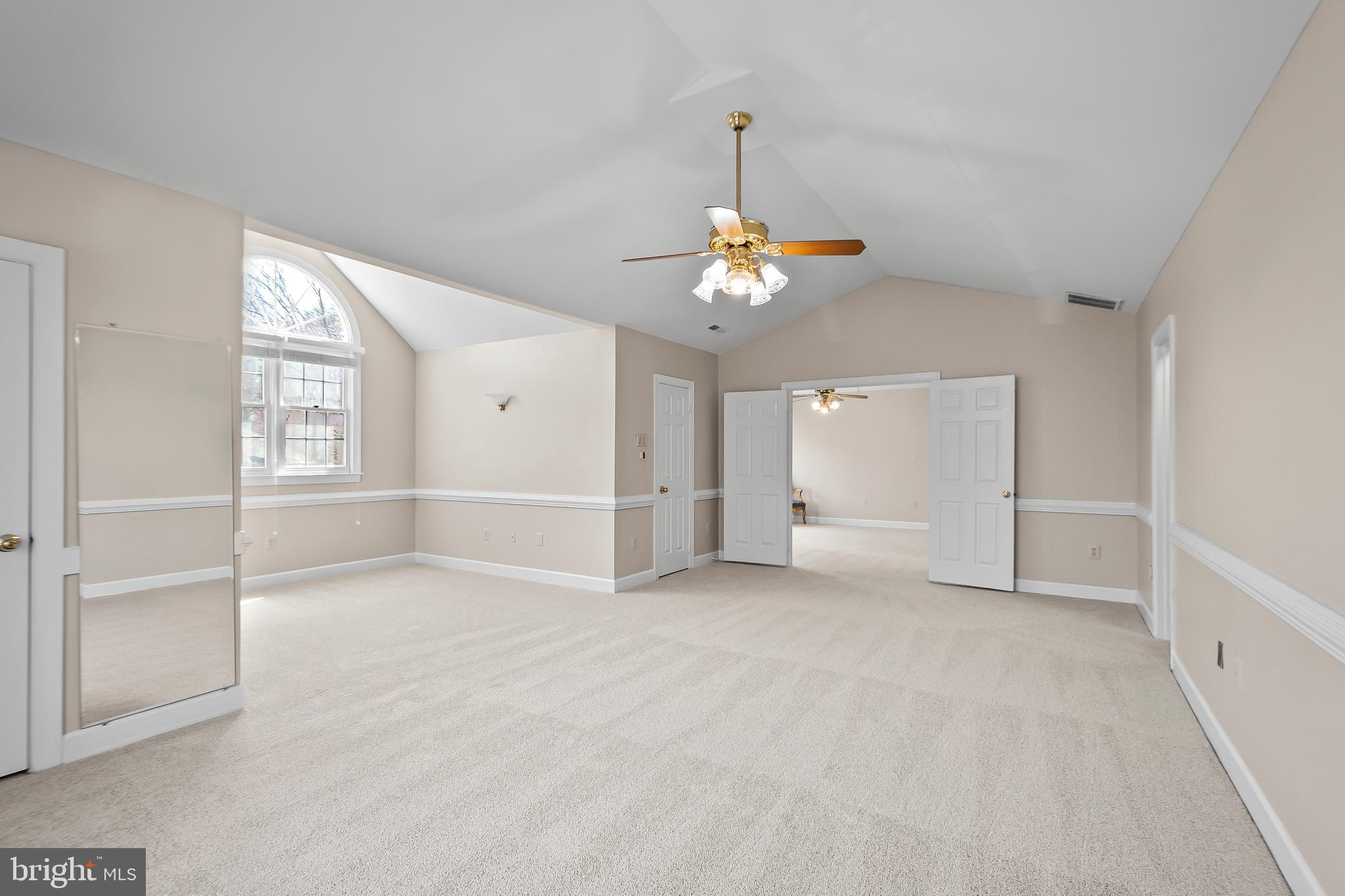 FOX DEN ESTATES - Residential