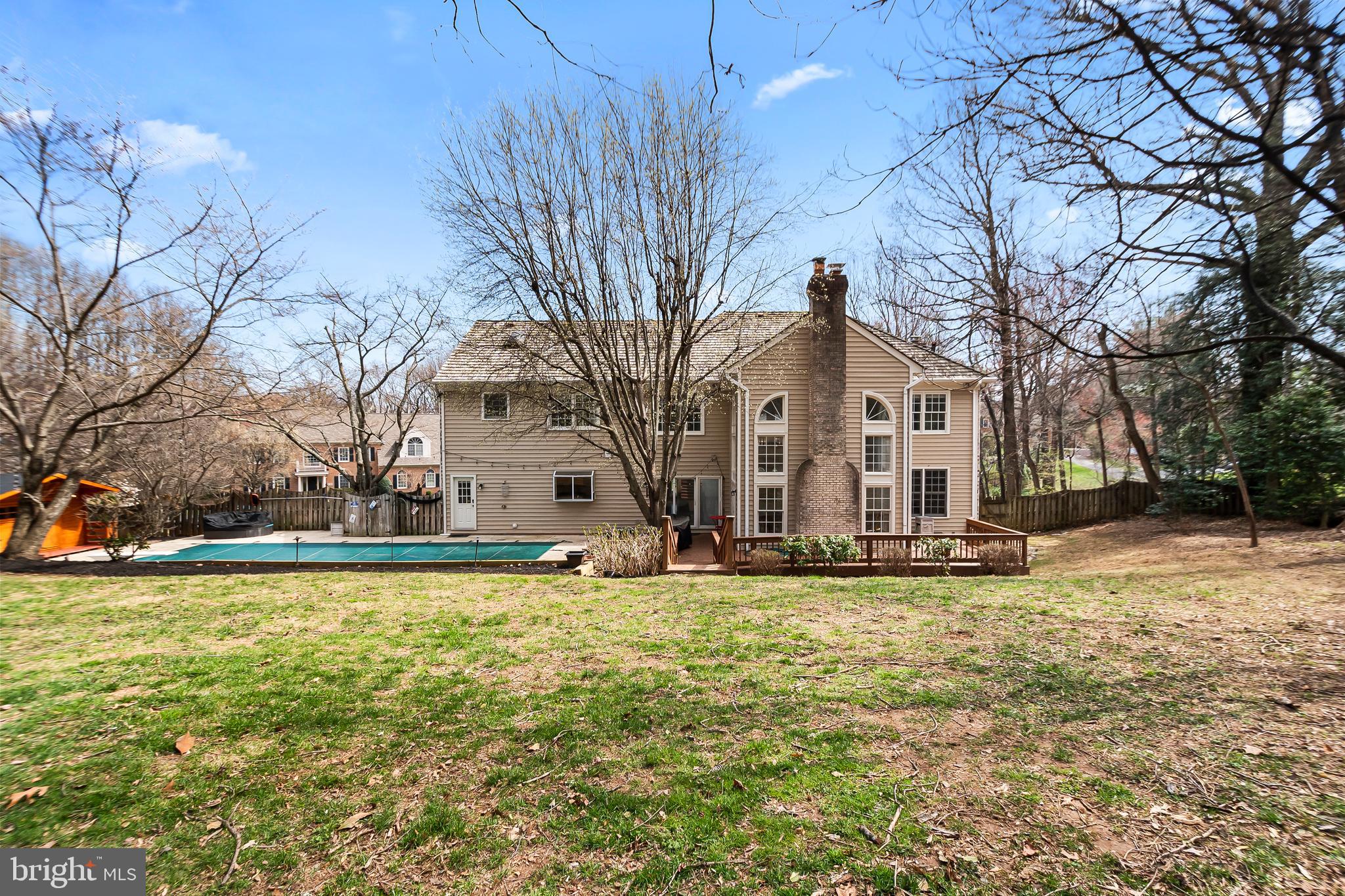 FOX DEN ESTATES - Residential