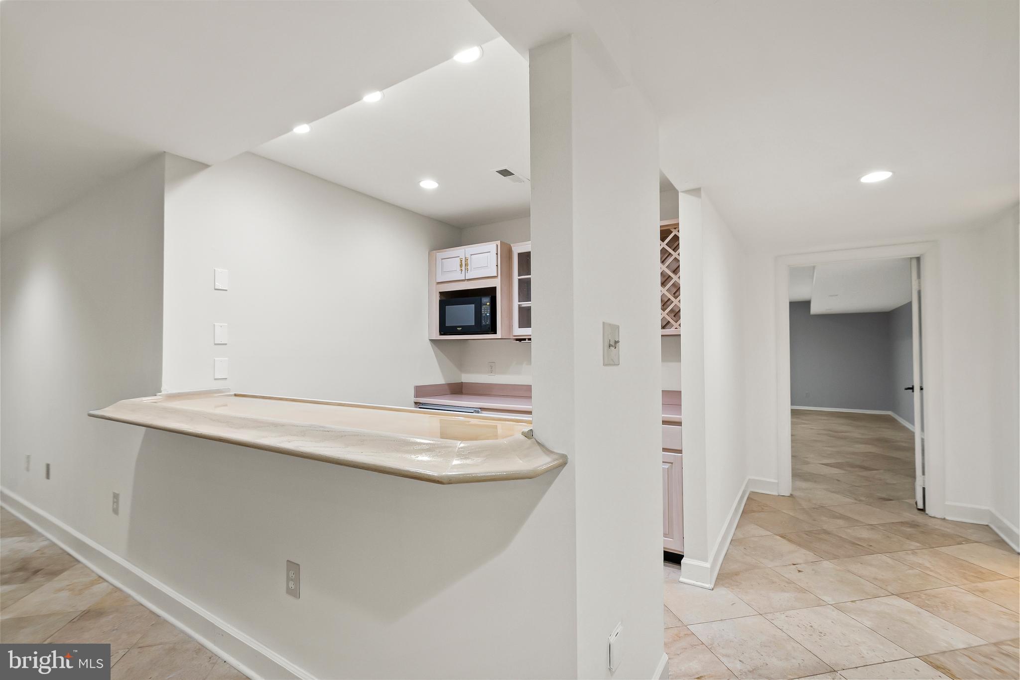 FOX DEN ESTATES - Residential