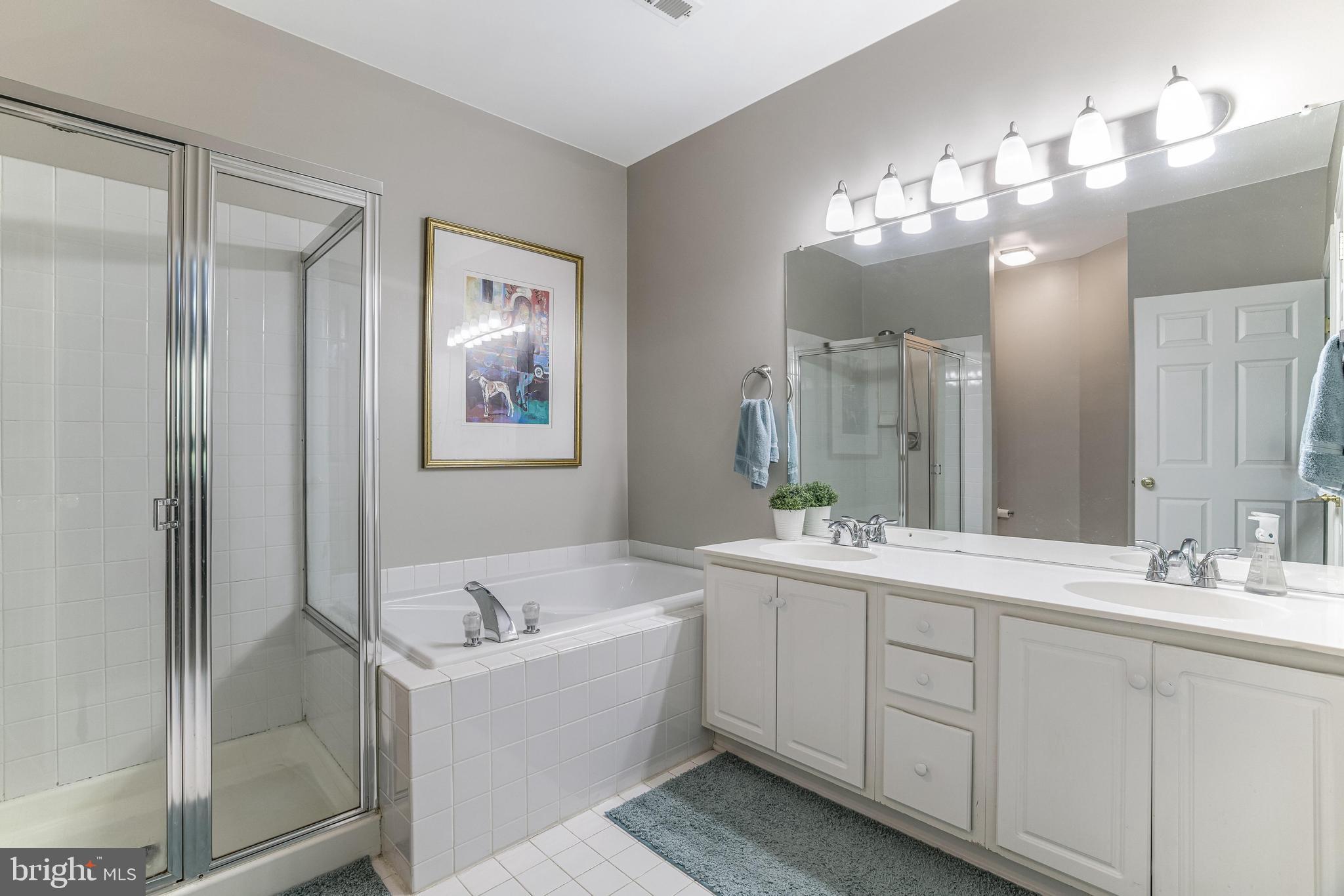 CEDAR LAKES - Residential