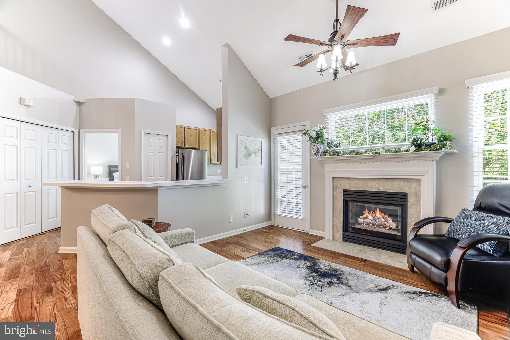 CEDAR LAKES - Residential