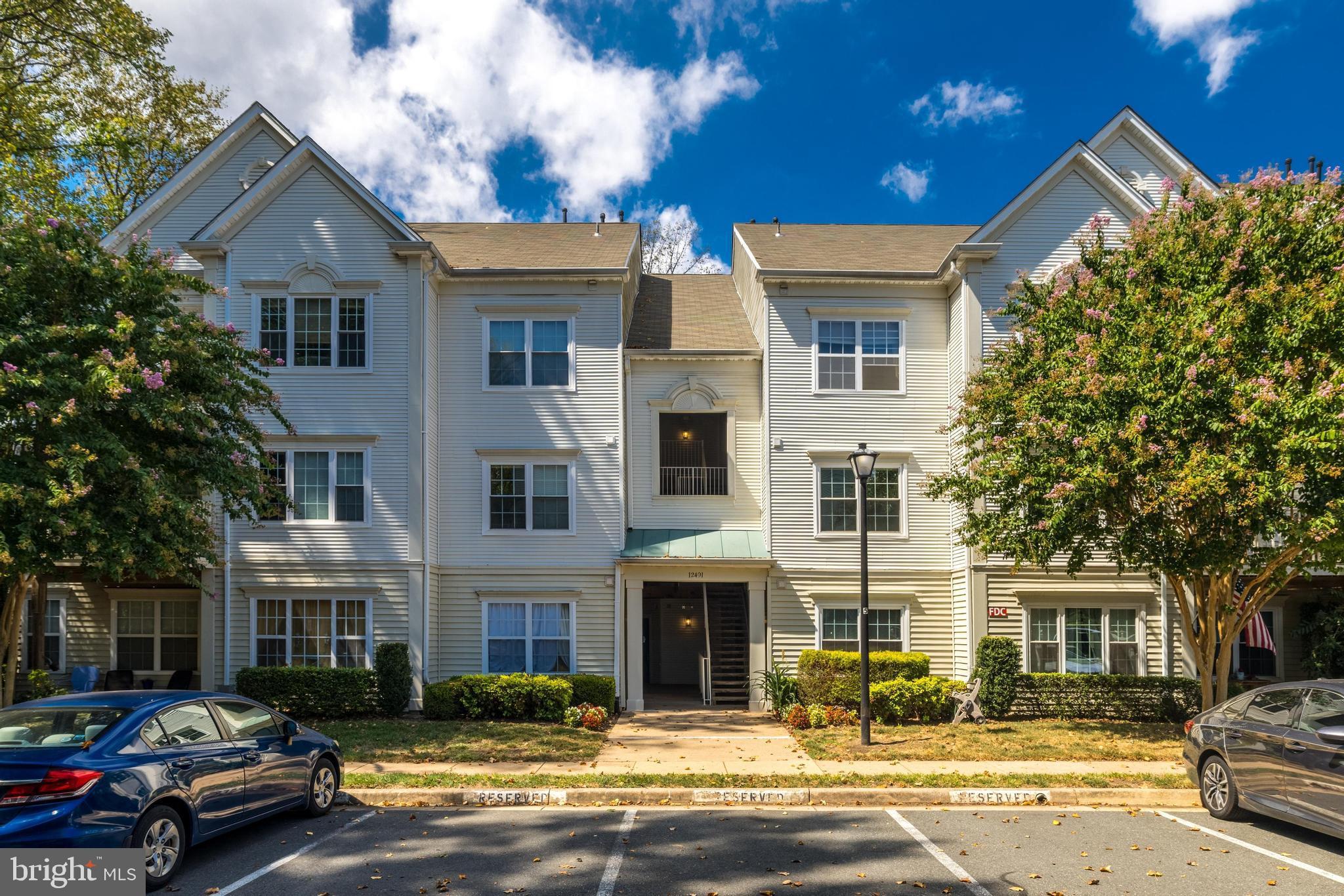 CEDAR LAKES - Residential