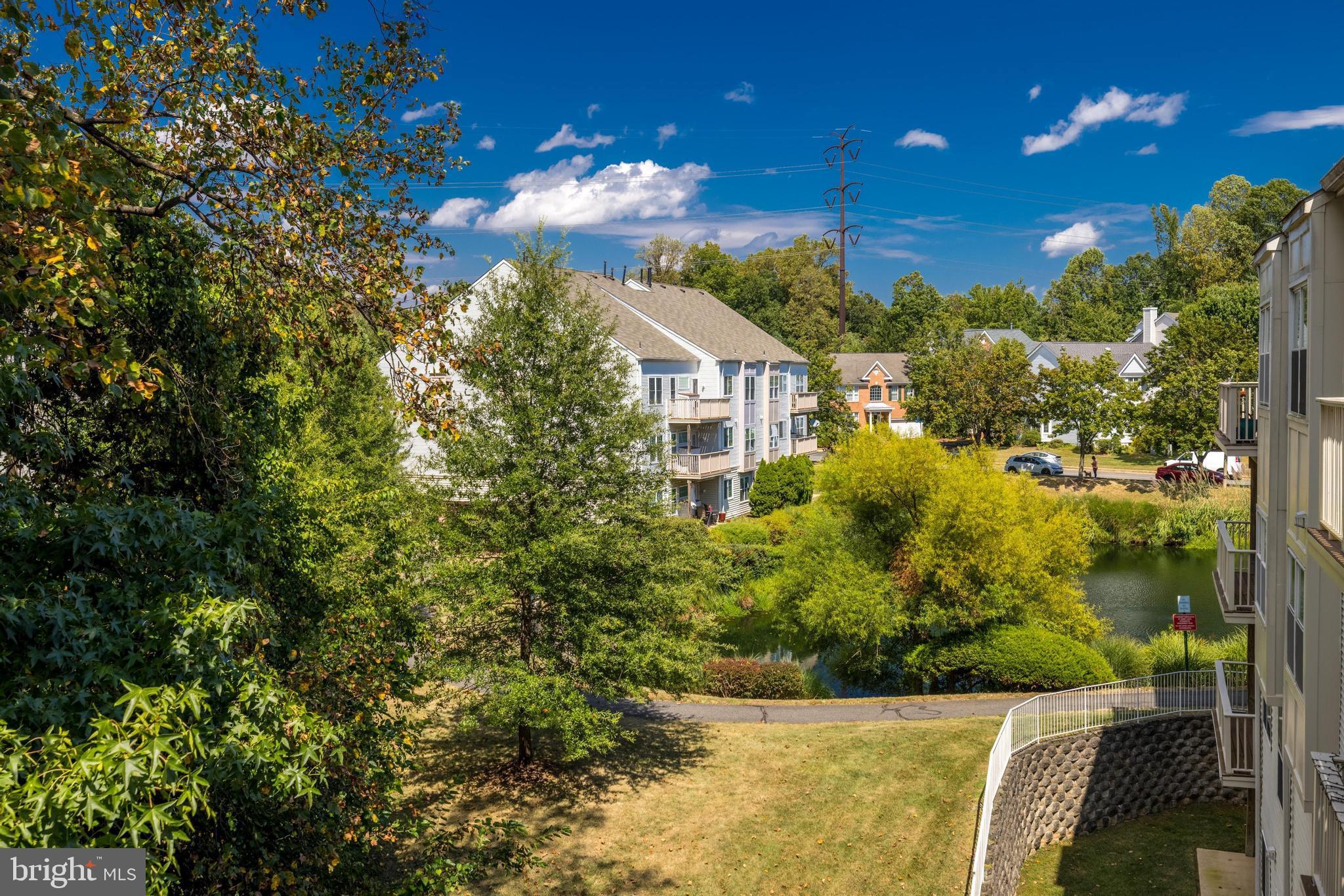 CEDAR LAKES - Residential