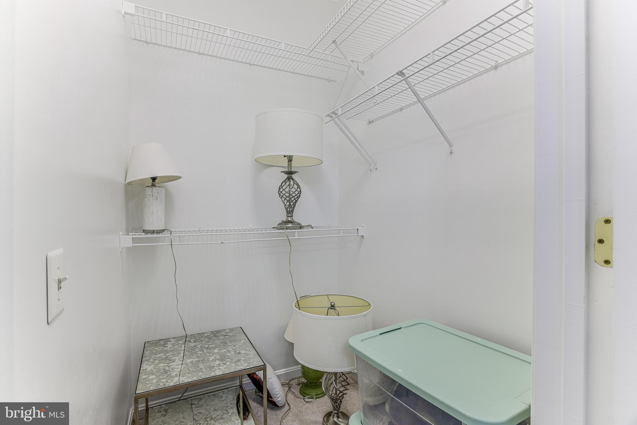 CEDAR LAKES - Residential