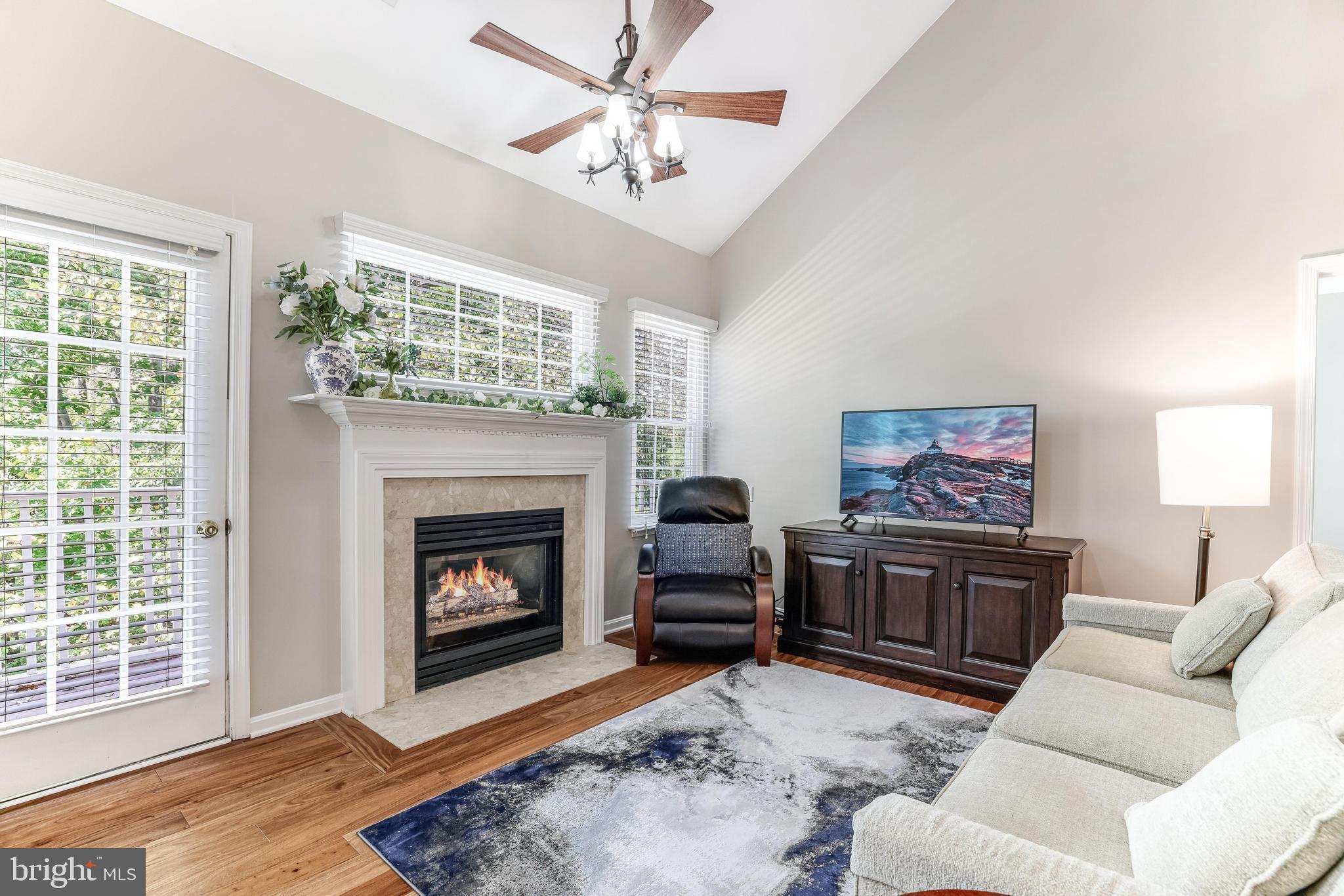 CEDAR LAKES - Residential