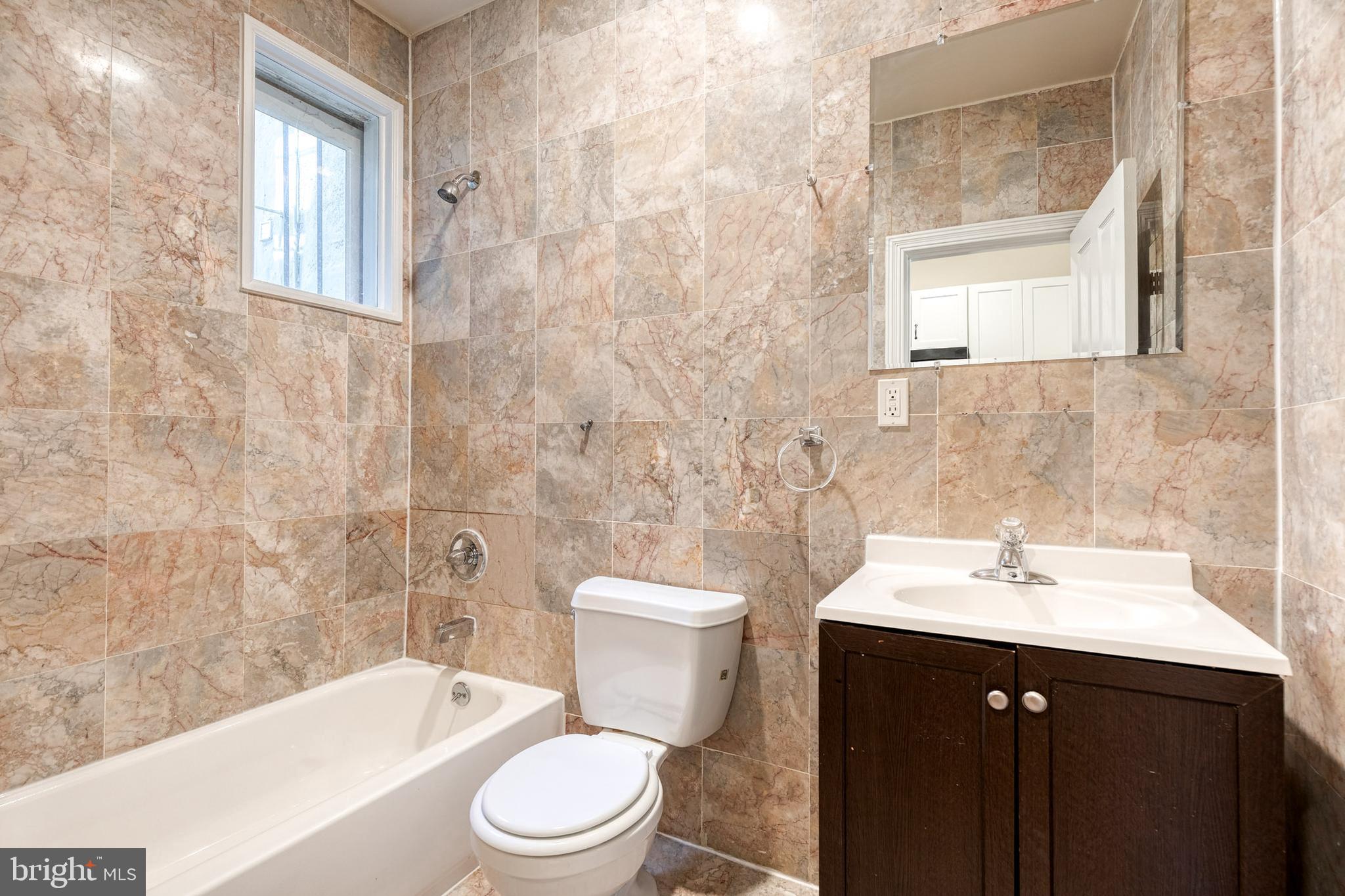 BARCLAY - GREENMOUNT - Residential