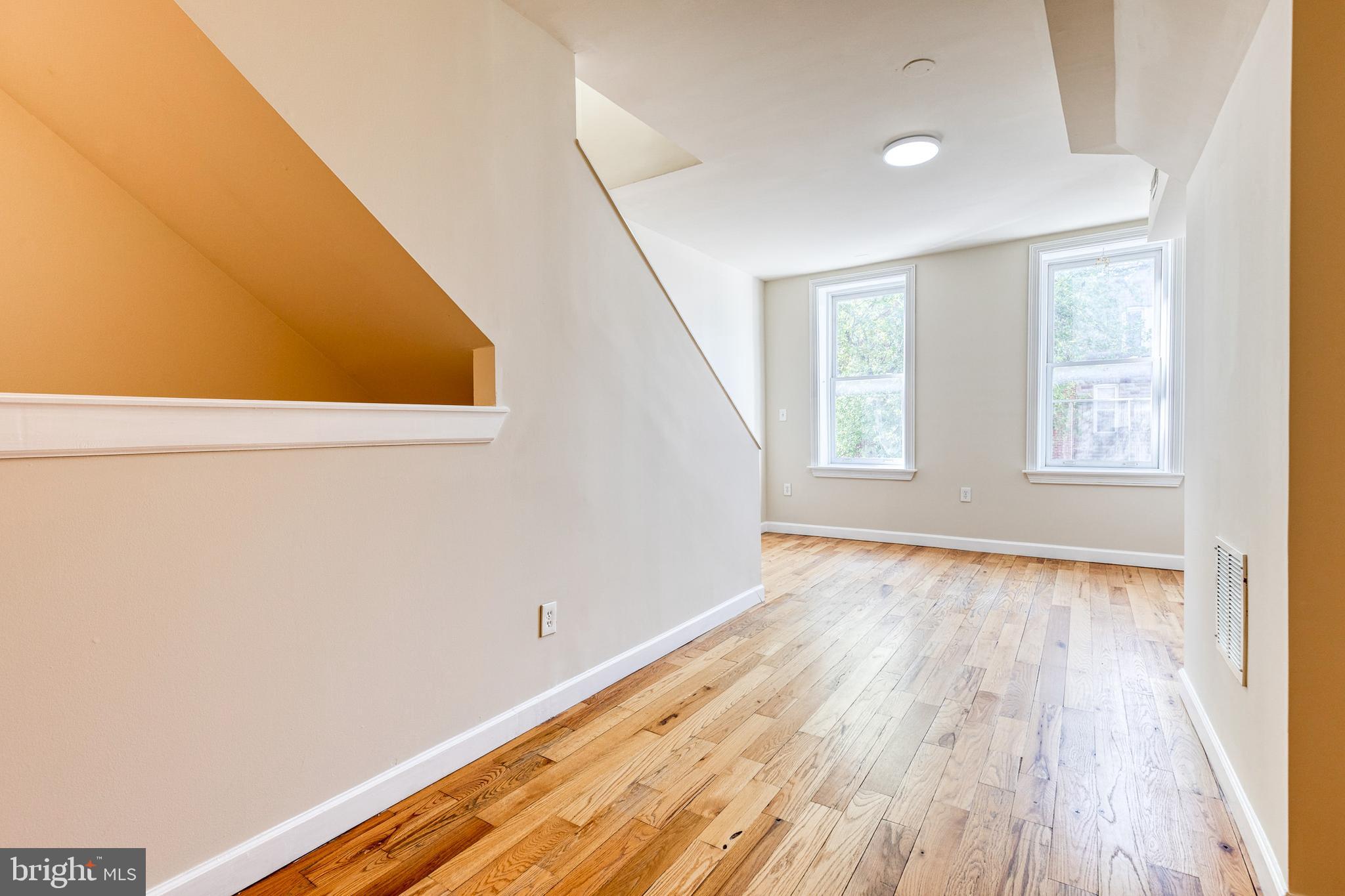 BARCLAY - GREENMOUNT - Residential