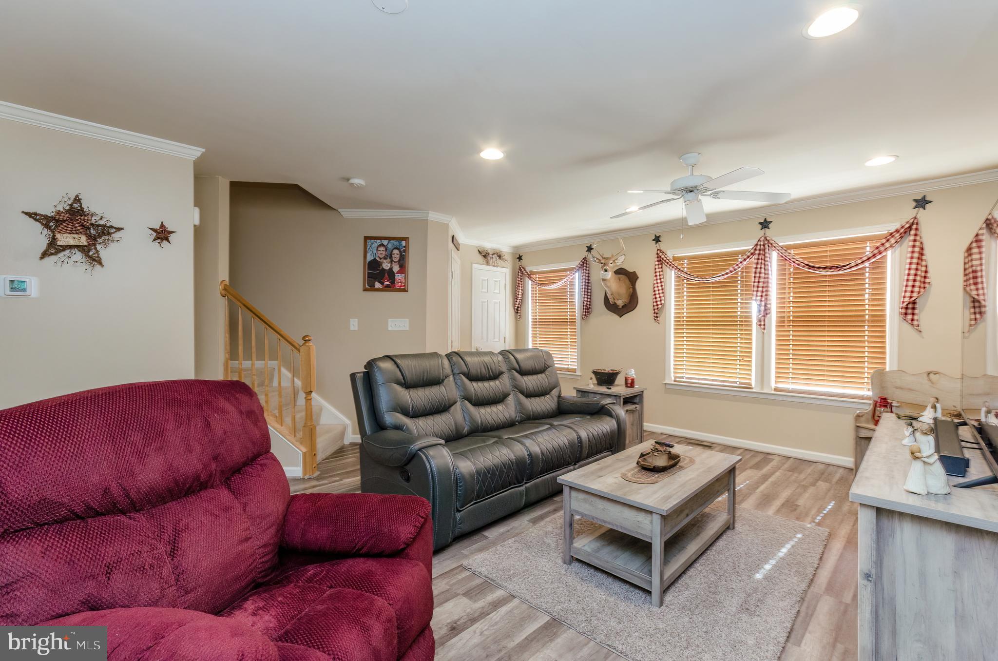 RIVERSIDE VILLAGES - Residential