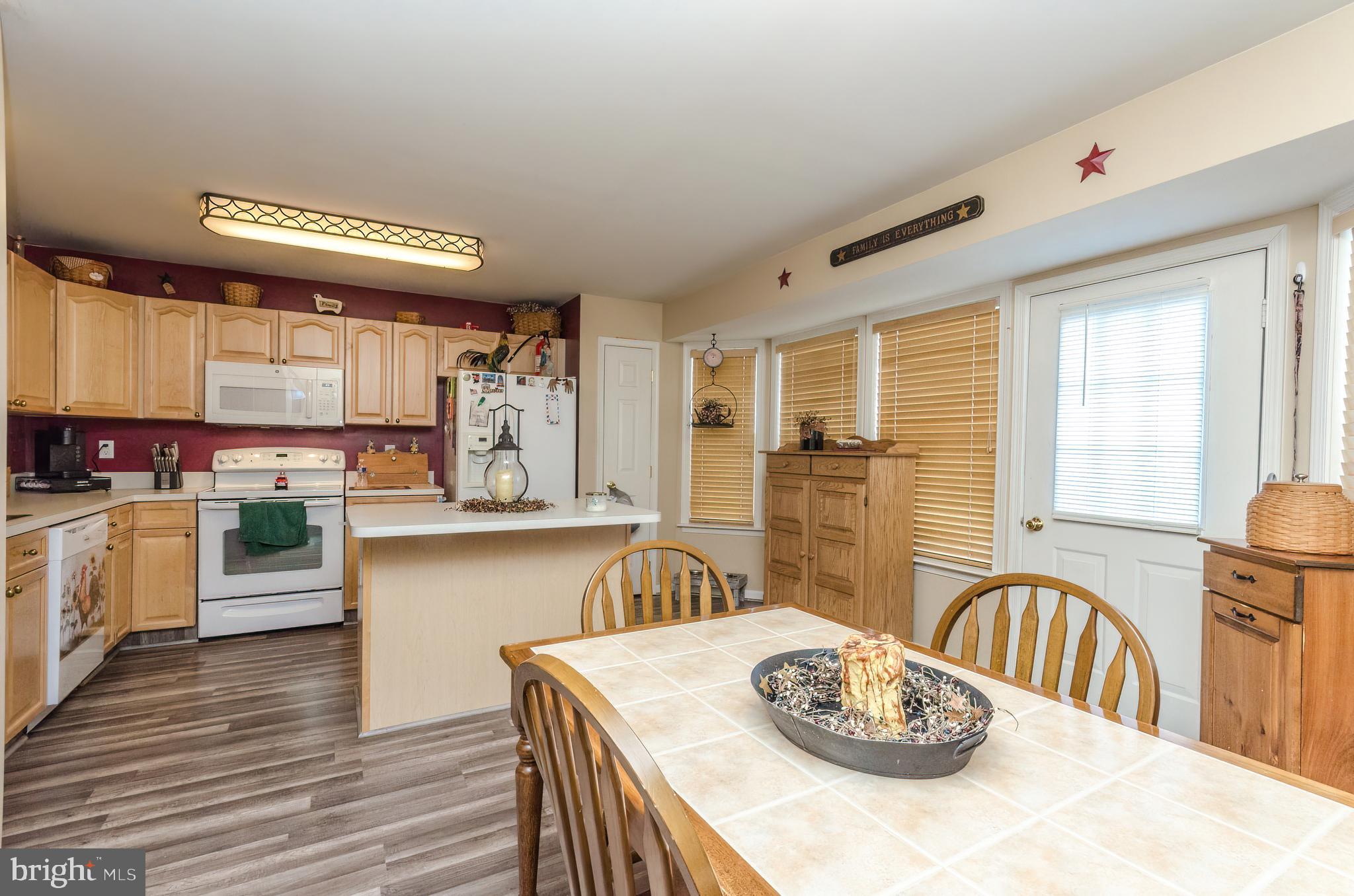 RIVERSIDE VILLAGES - Residential