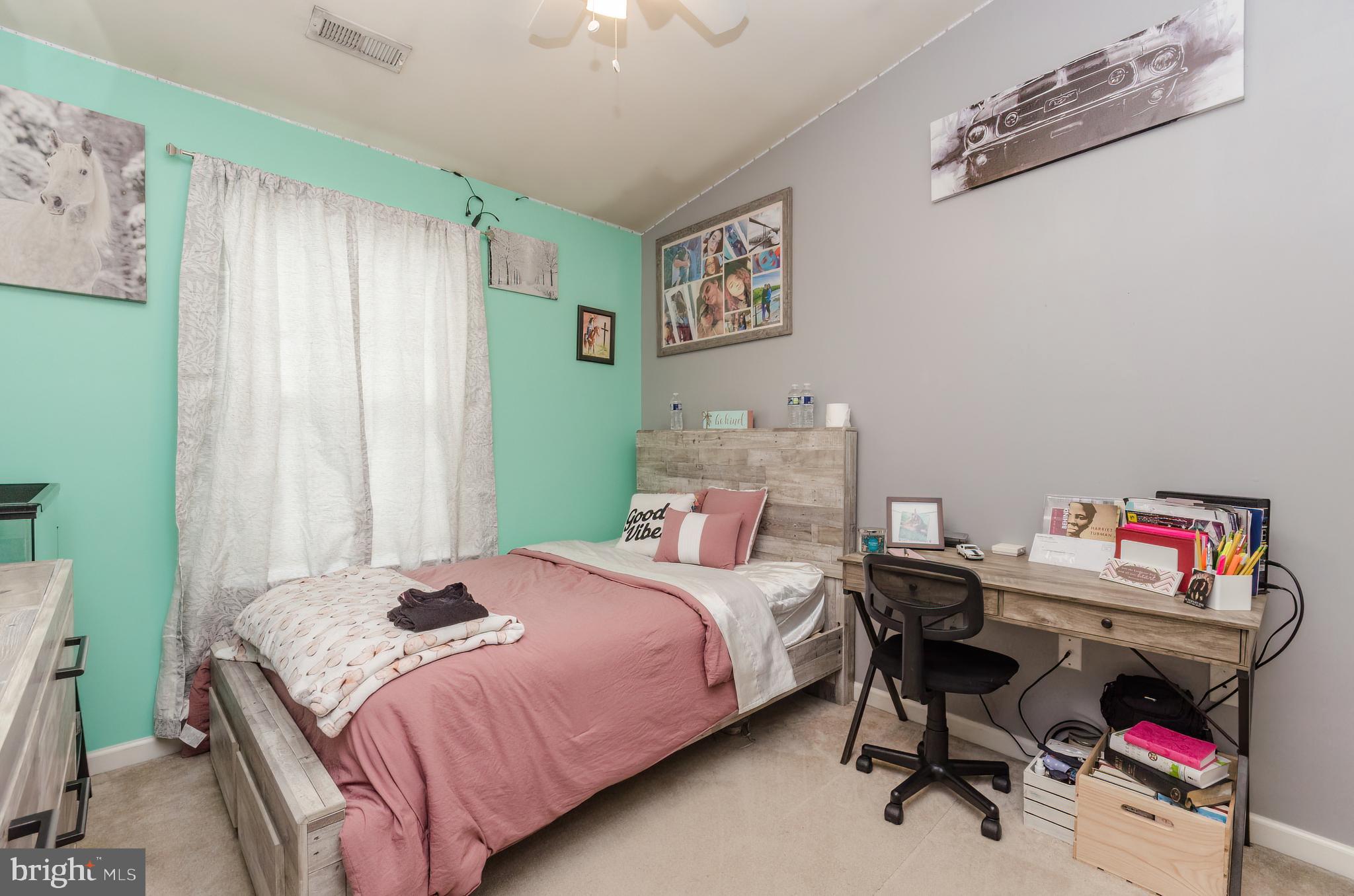 RIVERSIDE VILLAGES - Residential