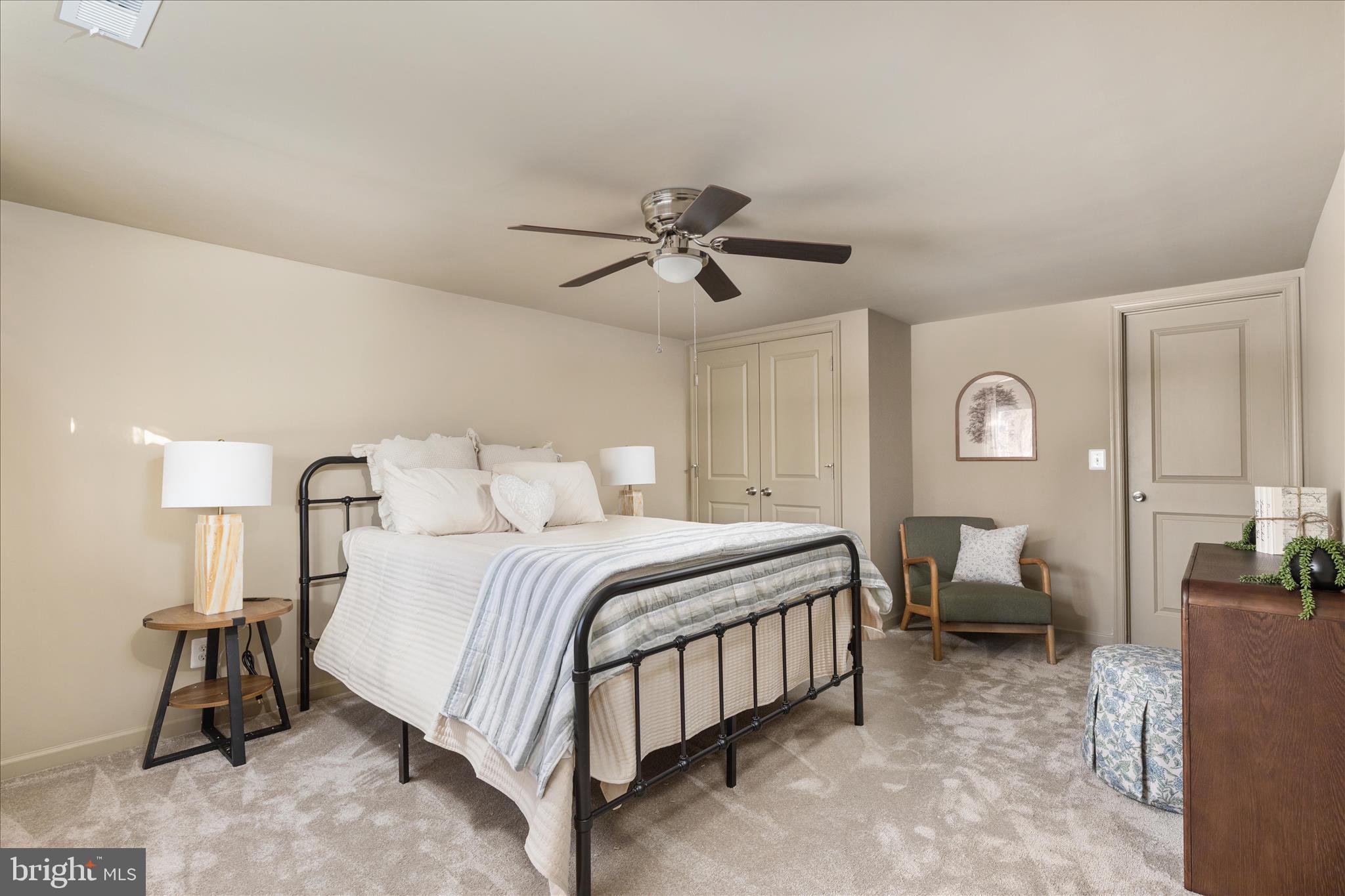 LINDEN HEIGHTS - Residential