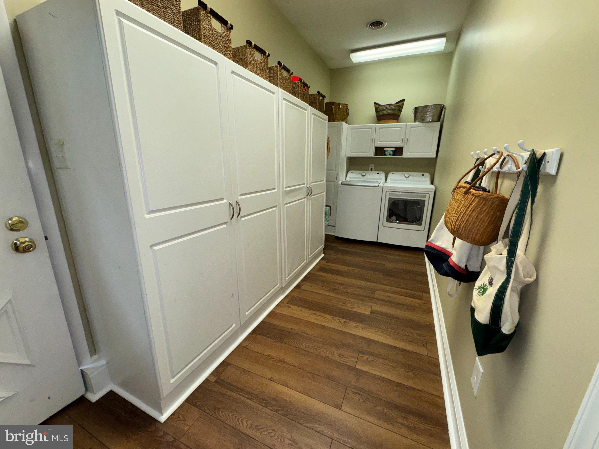 FAIRWAYS - Residential