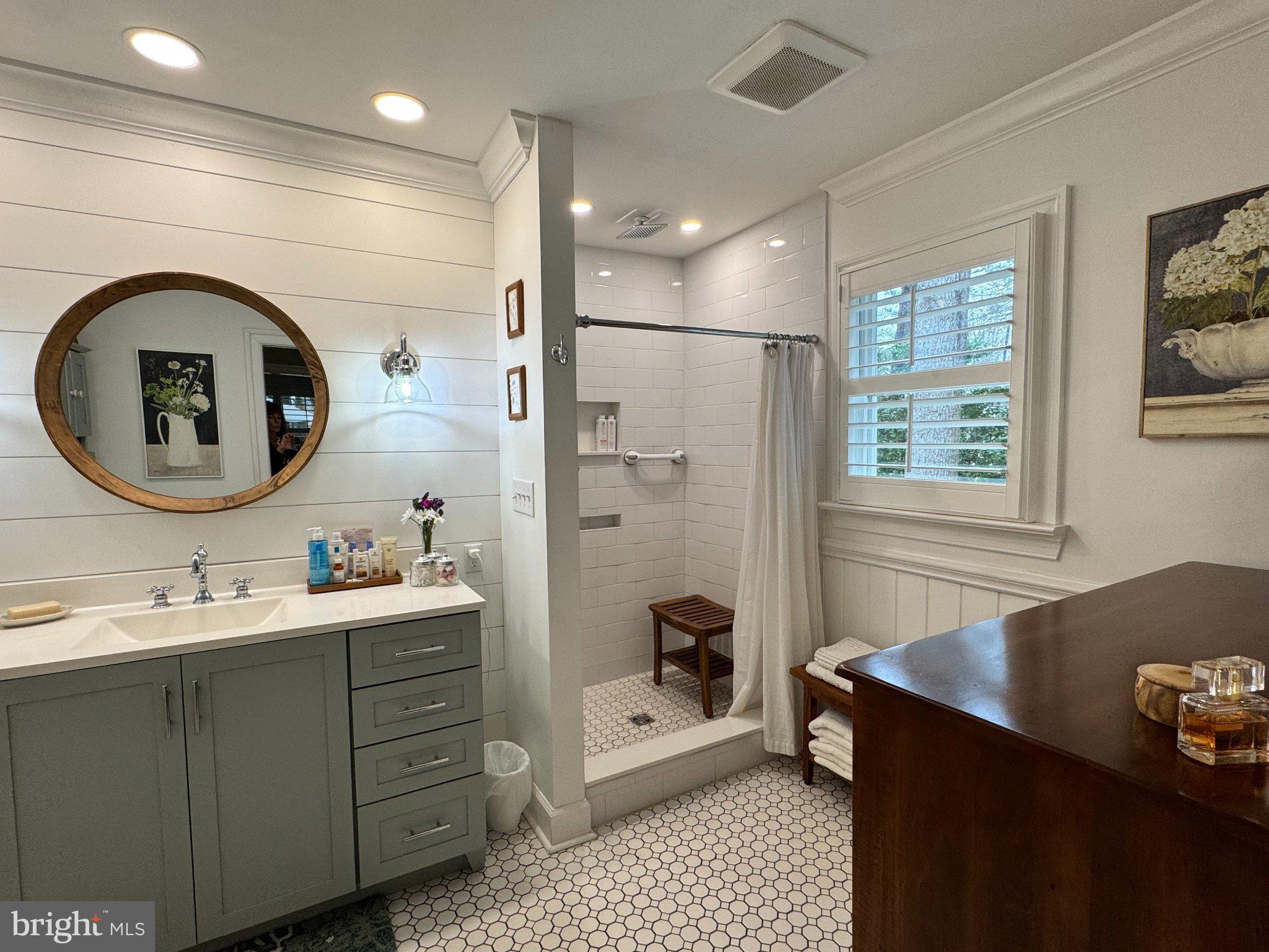 FAIRWAYS - Residential