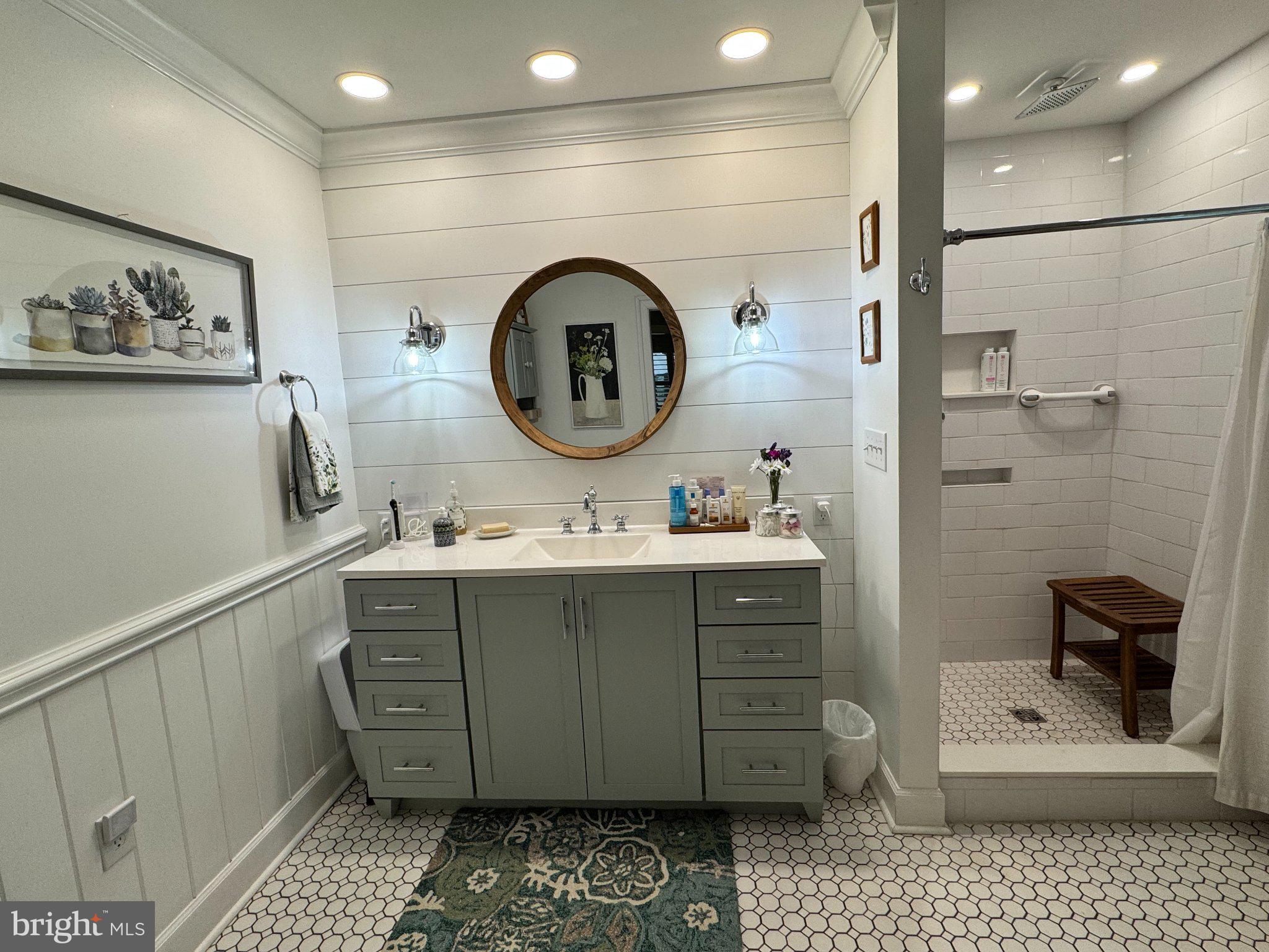 FAIRWAYS - Residential