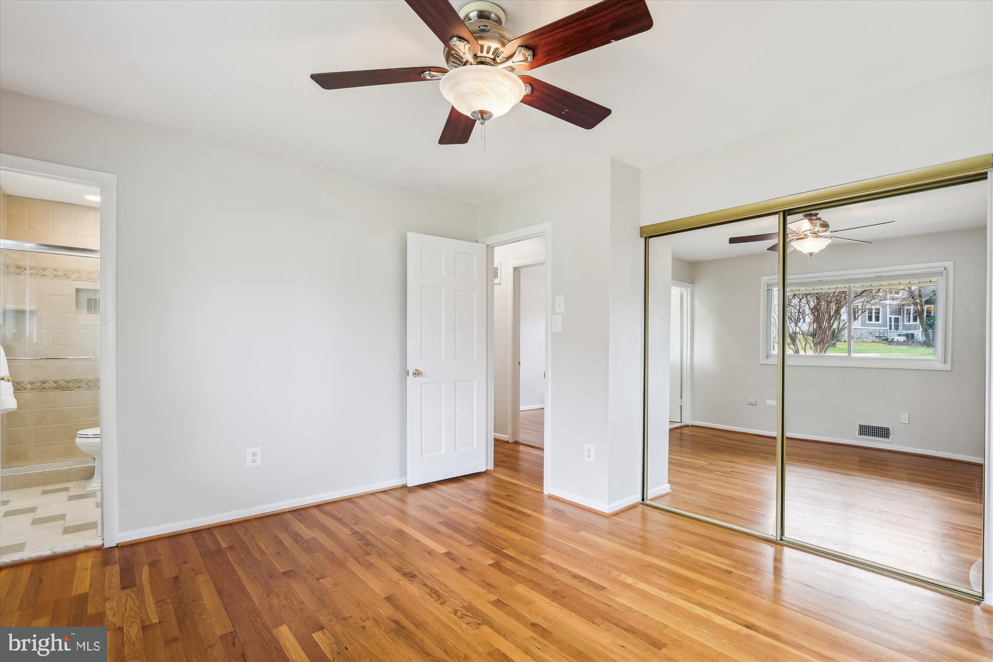 DUNN LORING WOODS - Residential Lease