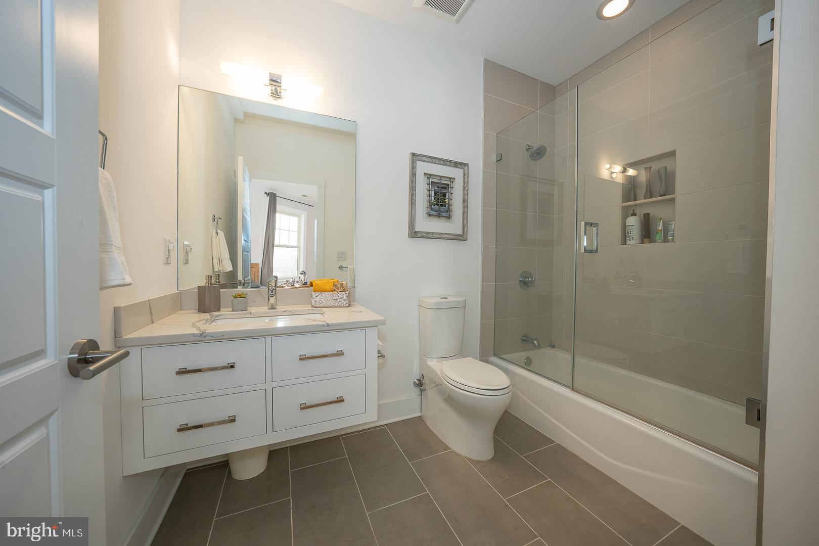 PENN VALLEY - Residential