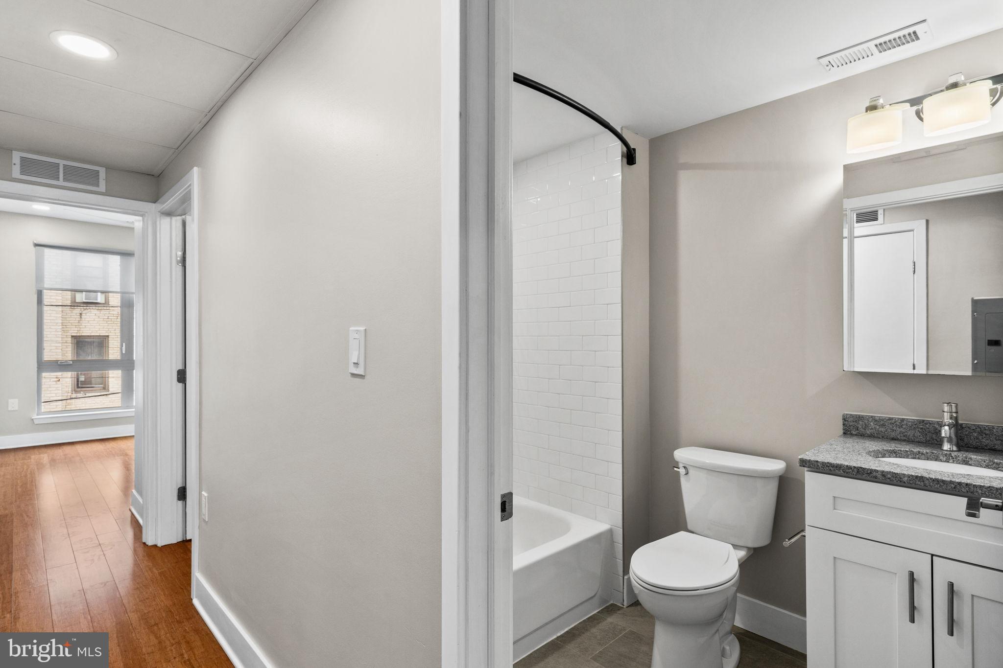 POINT BREEZE - Residential