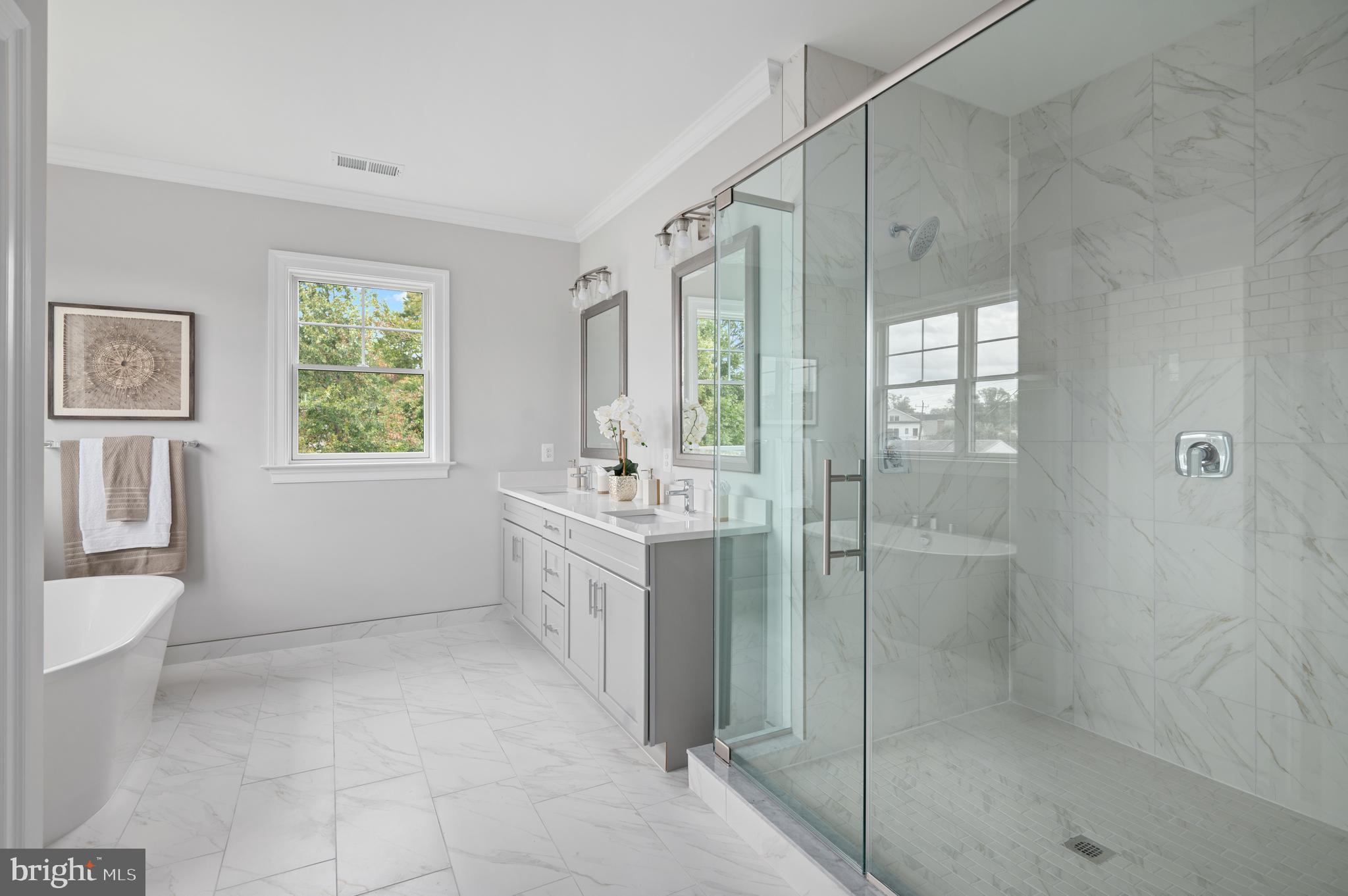 OVER LEE KNOLLS - Residential