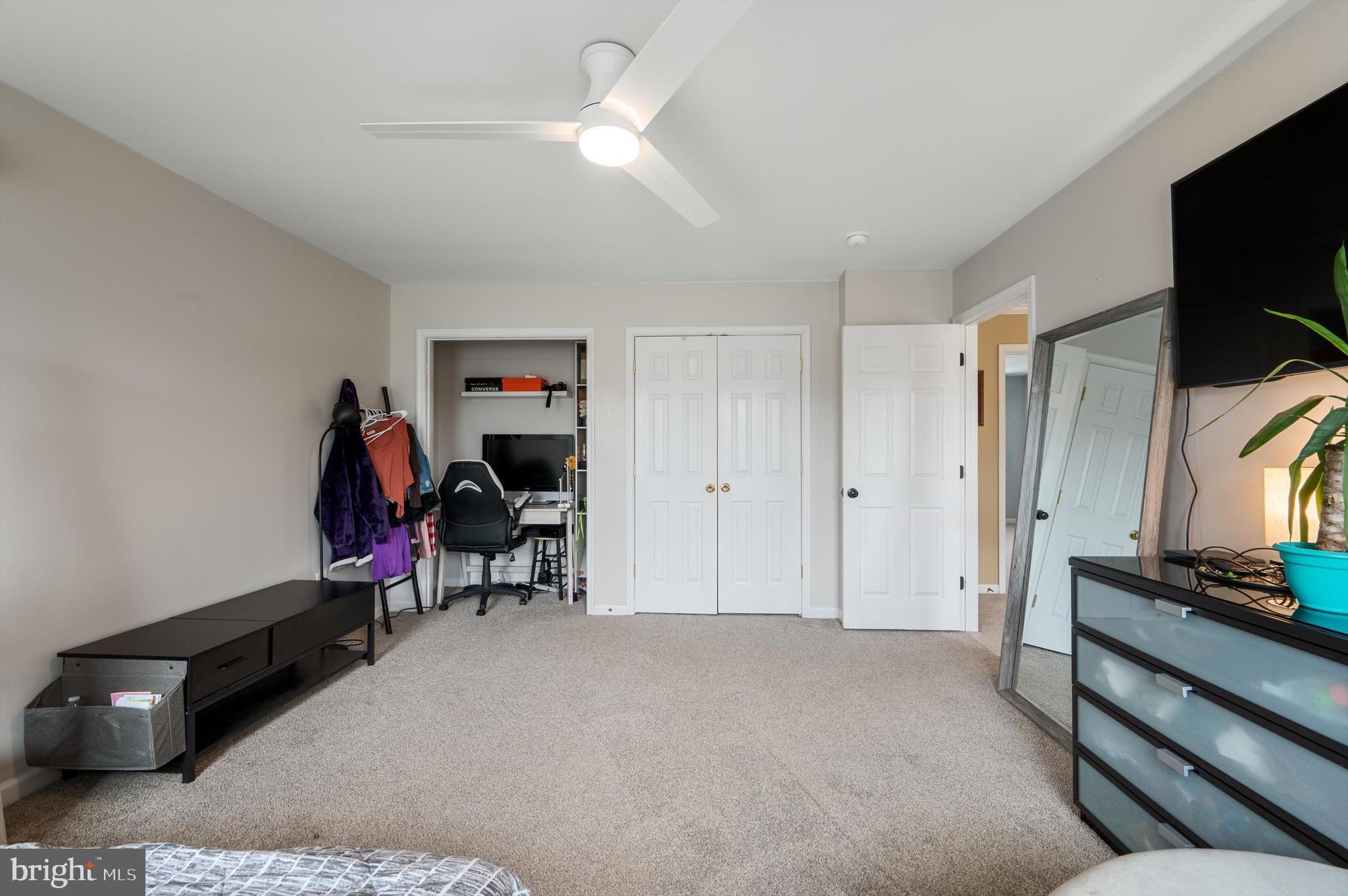 HARLAN RUN - Residential