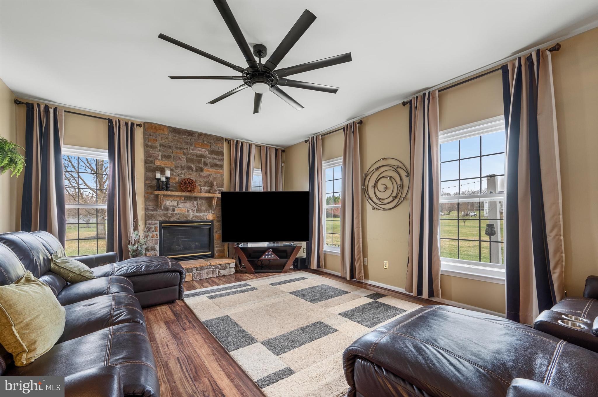 HARLAN RUN - Residential